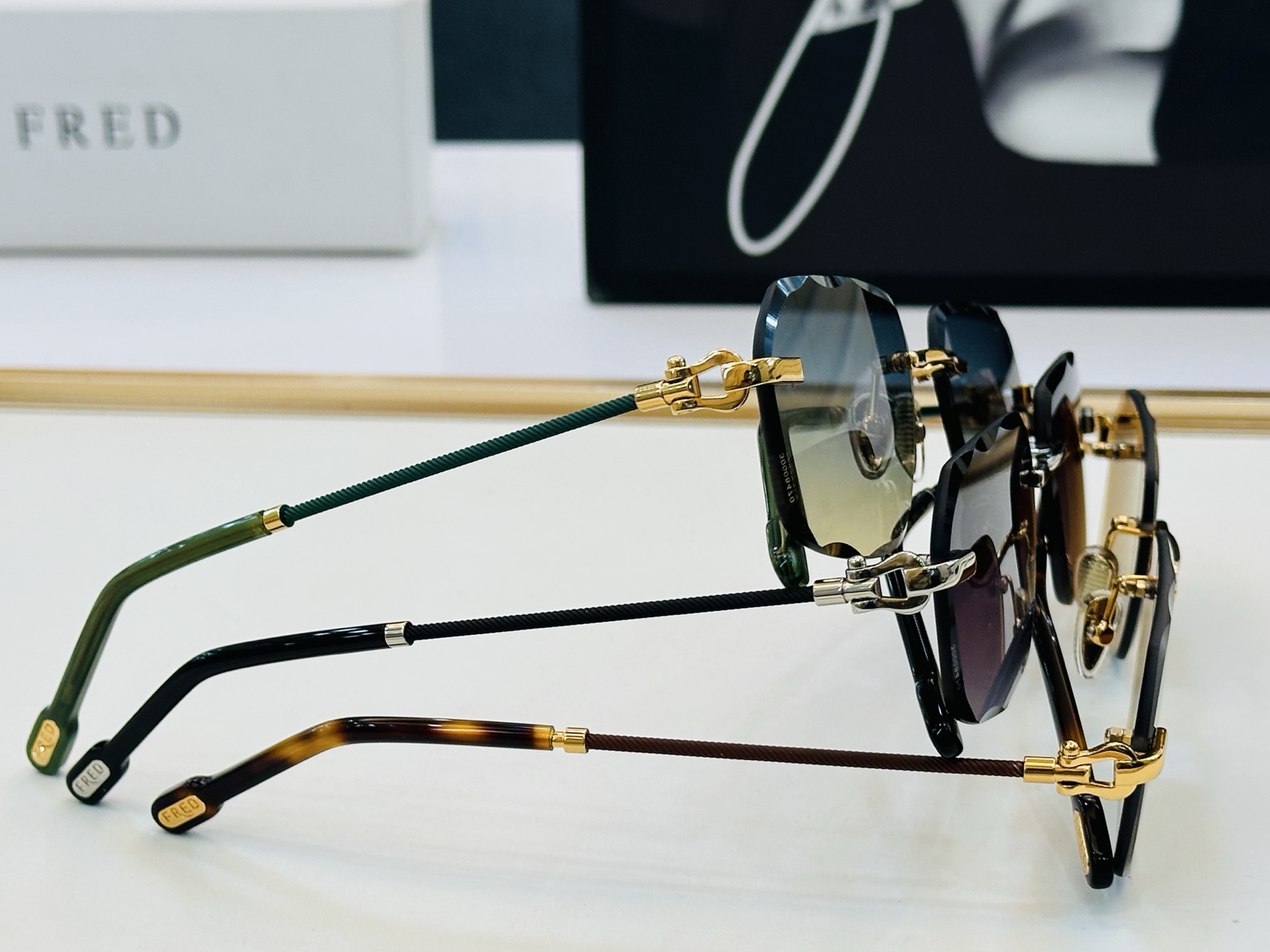 🔺FRED🔻法兰 FG75120U Size：57口17-140  醒目品牌logo🔝🔝b上脸超美 太阳
