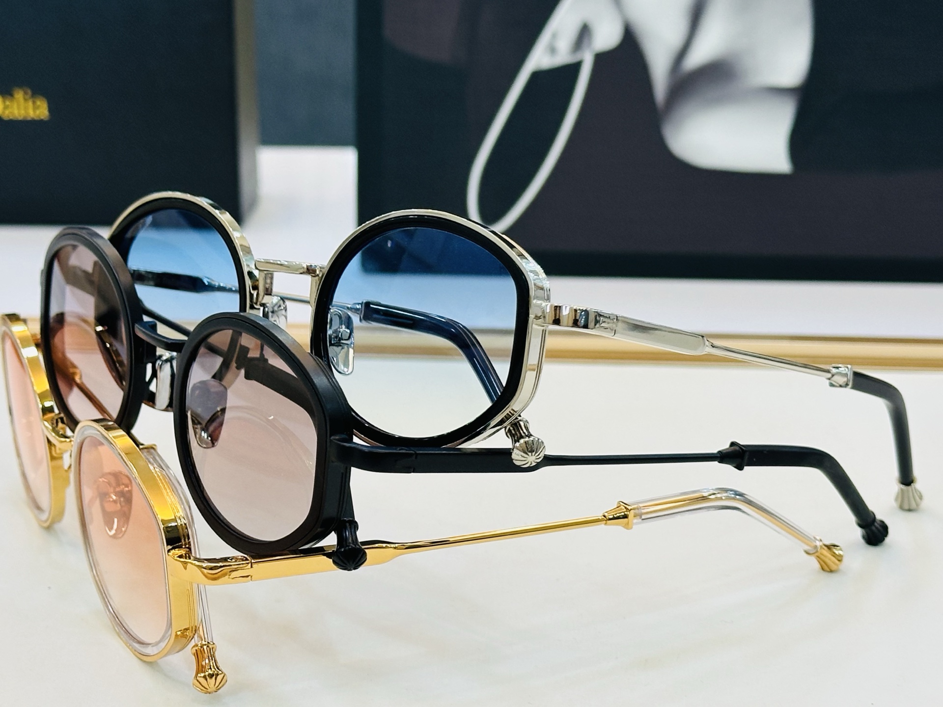 JACQUES MARIE C301 Size：49口24-145 日本手工眼镜 镜框採用上板材打造出 