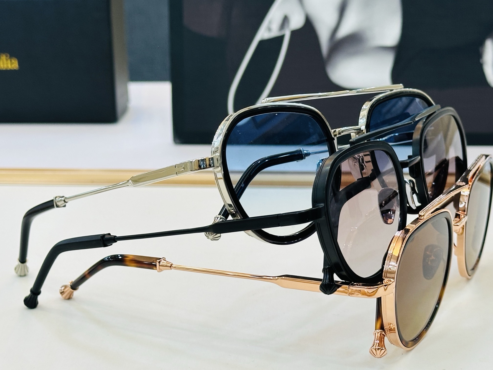 JACQUES MARIE C301 Size：52口22-145 日本手工眼镜 镜框採用上板材打造出 