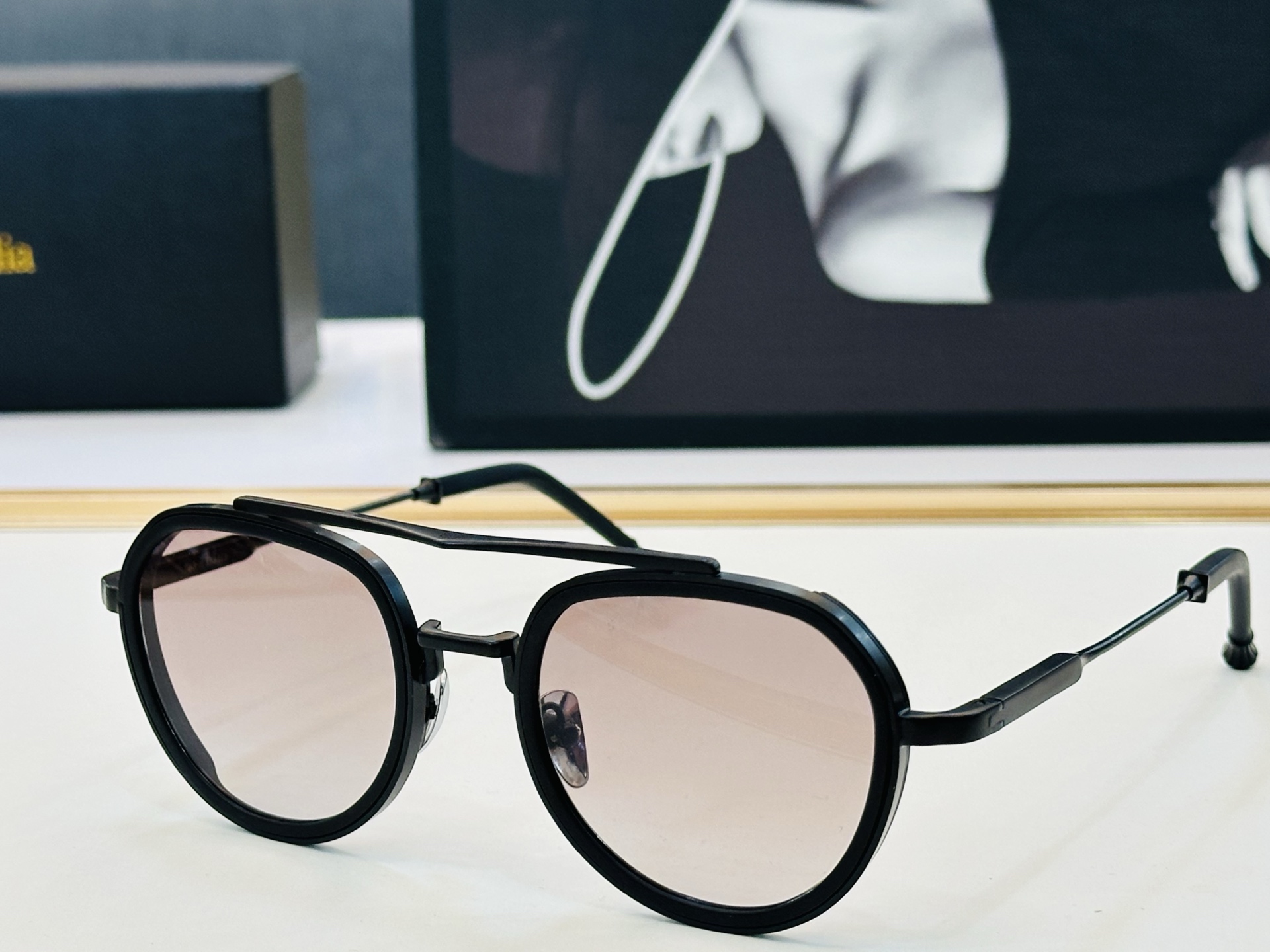 JACQUES MARIE C301 Size：52口22-145 日本手工眼镜 镜框採用上板材打造出 