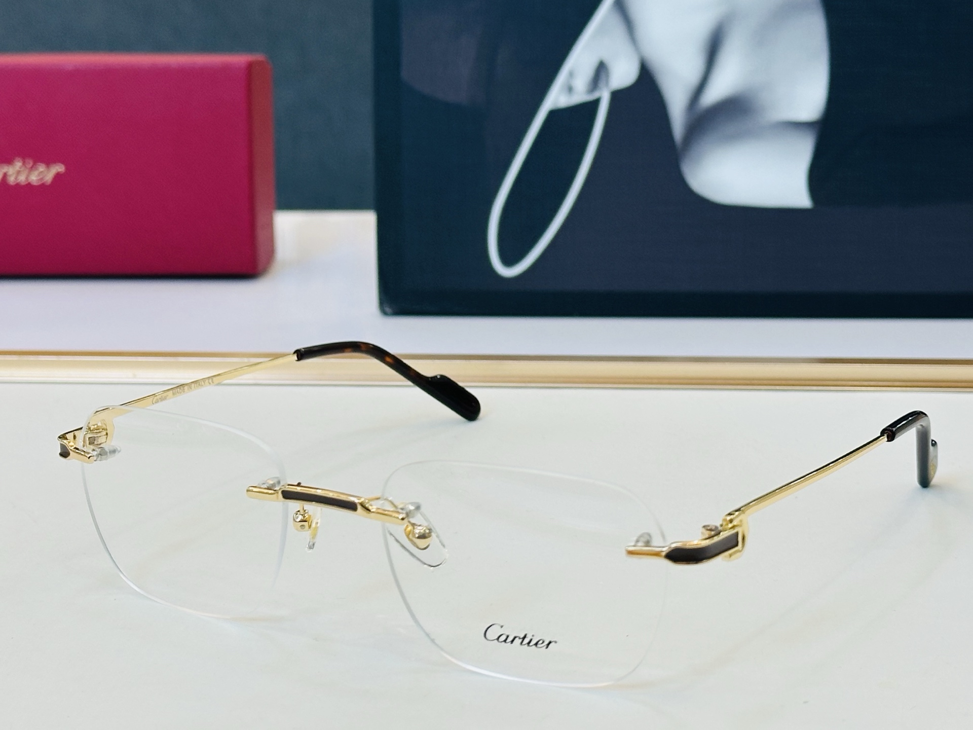Cartier-卡家 ✨CT03430 Size：54口21-140  不挑脸型 简约大气 时尚休闲 👌