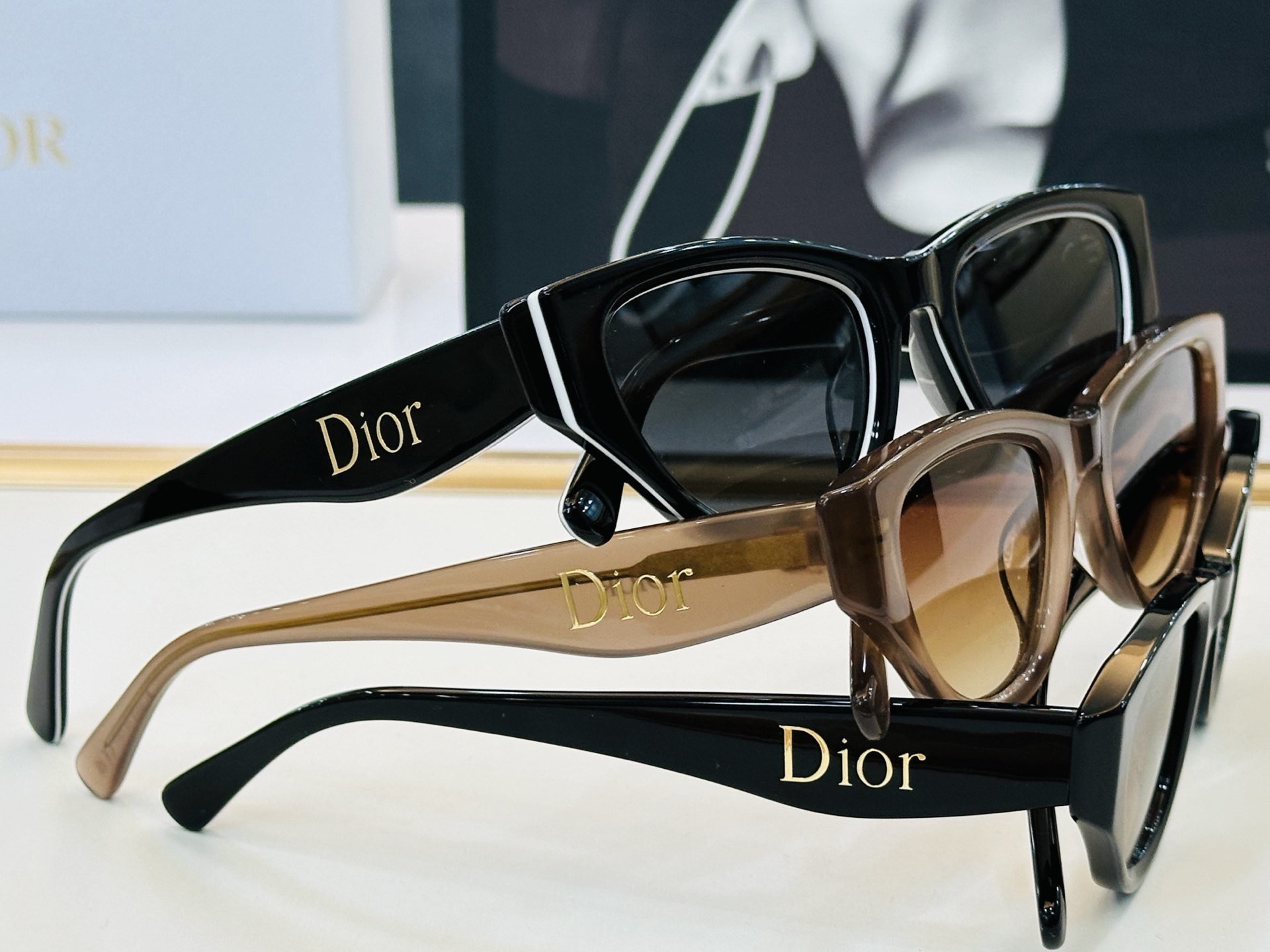 🔻🔻🔻DIO* 迪家 B1I Size：52口20-140   春夏款墨镜 😎🔆 FD搭配镜腿精致 质量上佳 