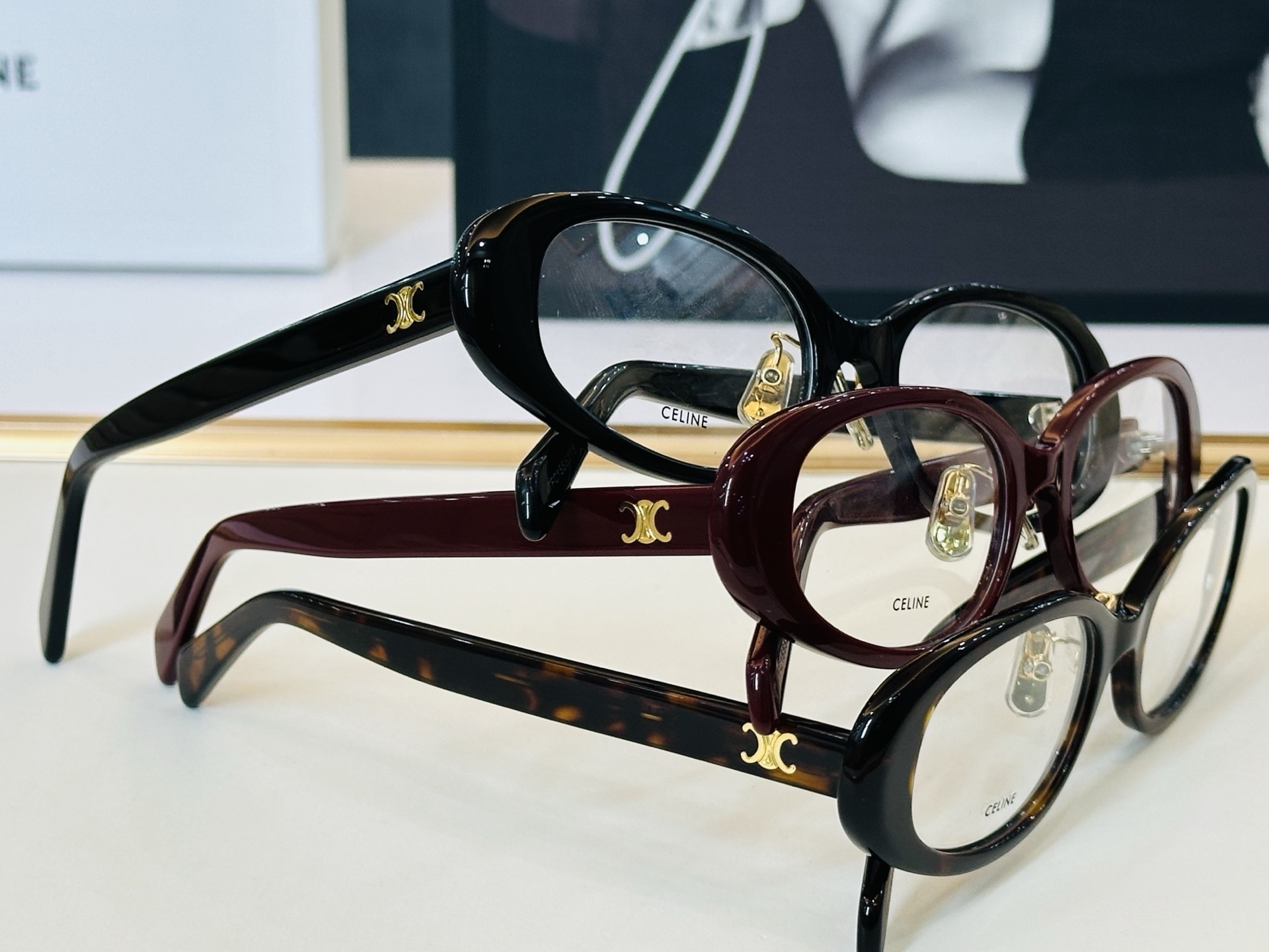 【CELINE】赛琳 CL50180   Size：54口18-145 一直热销的款式 质感强  B工艺超赞 👍🏻 