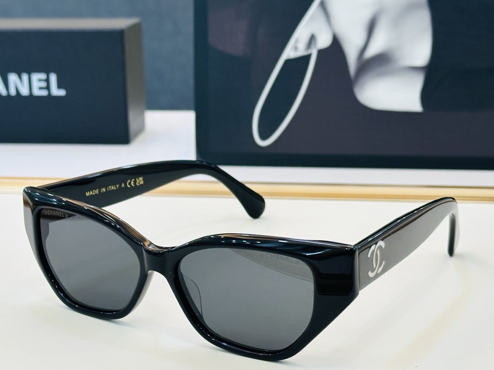 【CHANE*/香家】MODEL: A71765    💅🏻☝👓完美品质 Size：55口15-145 💋独特设计 b💋