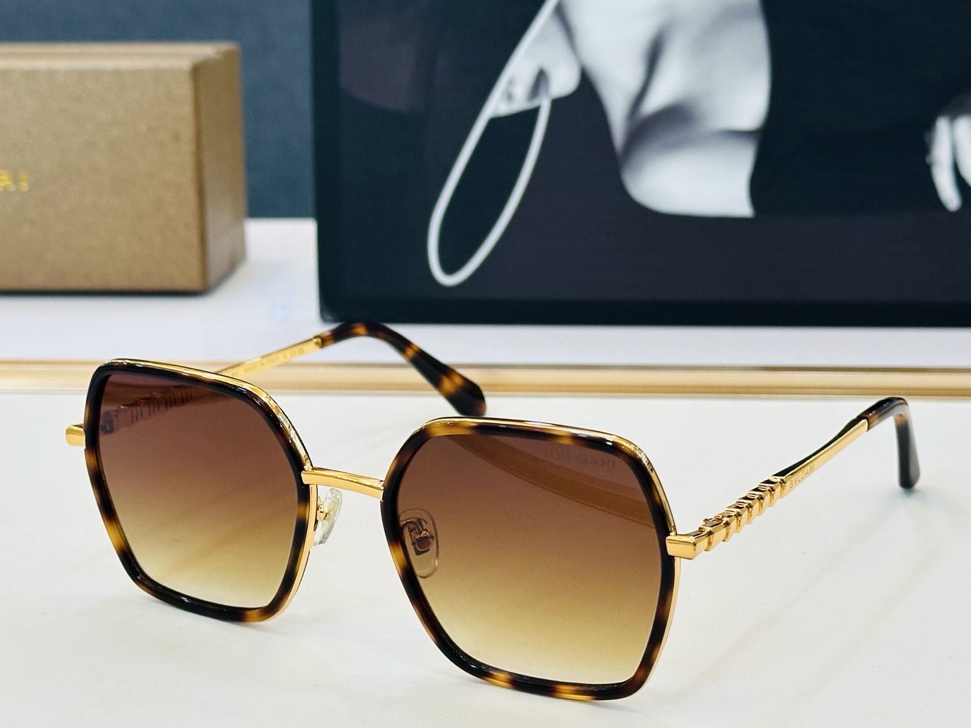 🆕款 官网同售 宝格家 BV52340U 👍 Size ：56口20-145  绝对要买😎品质非常完美 bm出街必备 