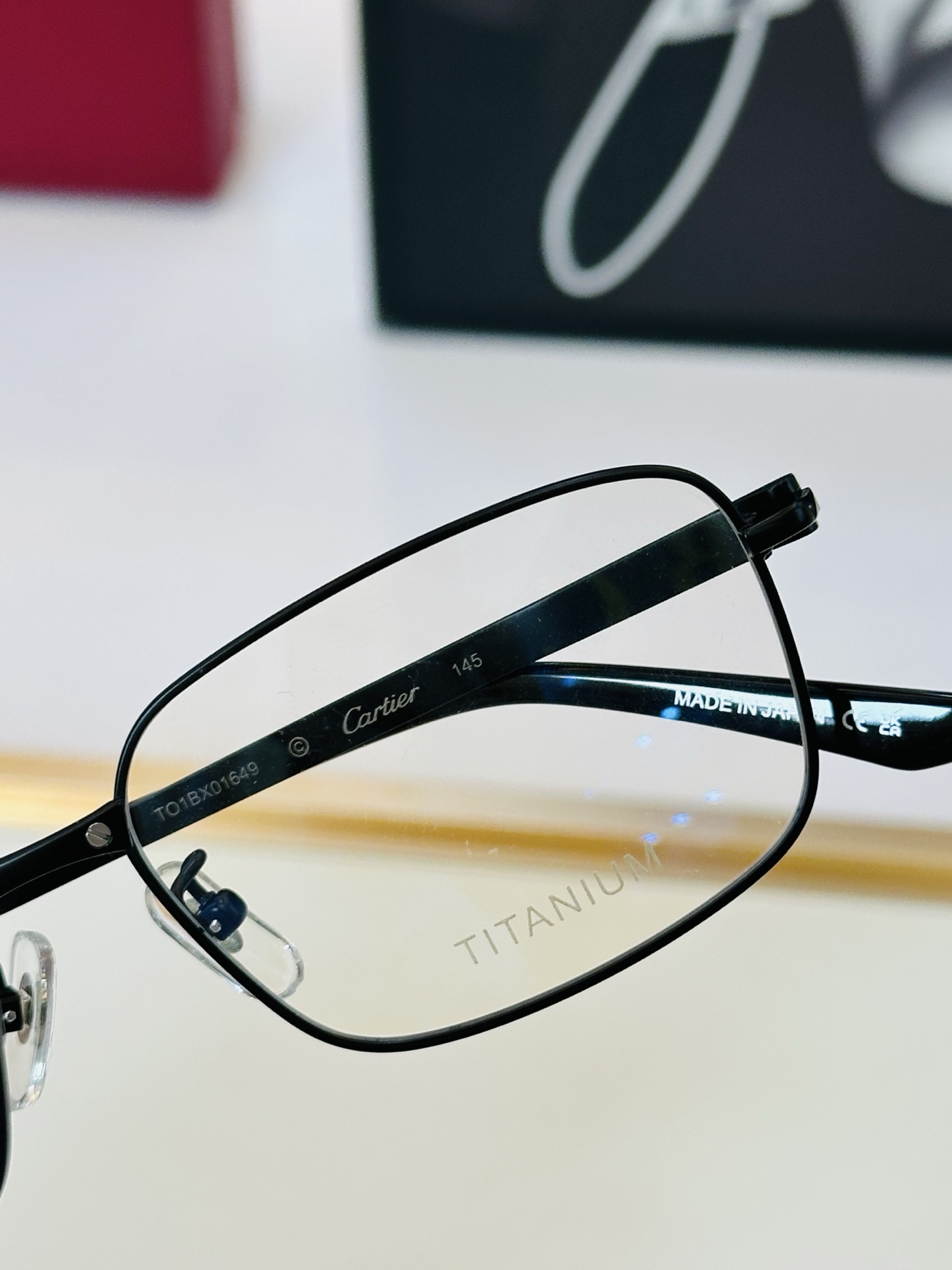 Cartie* 卡家 太阳镜 CT0555OA Size：55口17-145 电镀工艺精湛气质十足！W男女同款 钛 