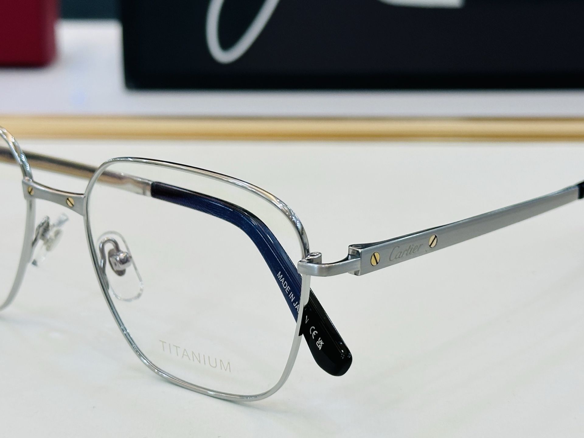 Cartie* 卡家 太阳镜 CT0553O Size：54口19-145 电镀工艺精湛气质十足！W男女同款 钛 