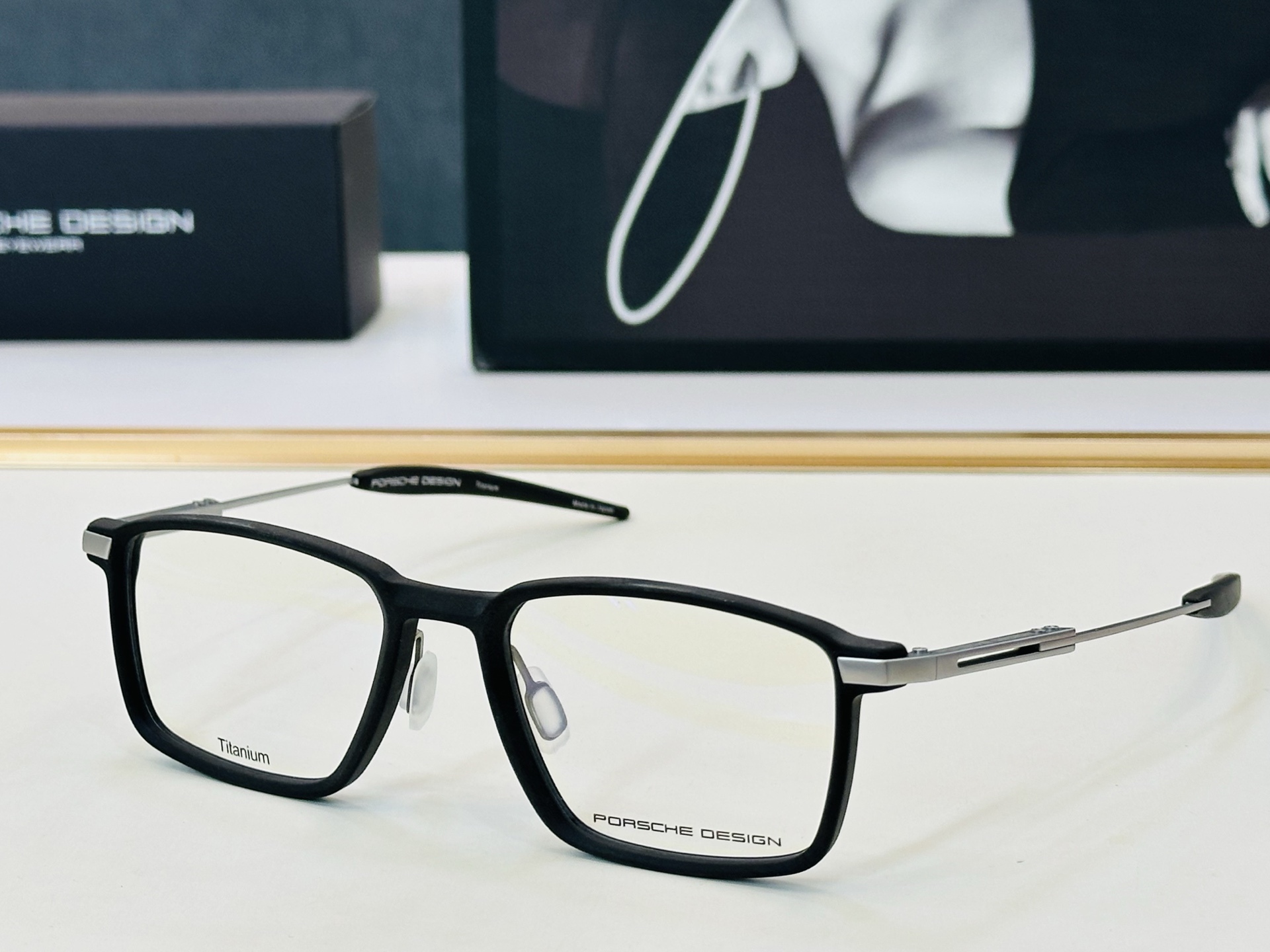 NO:952134,Porsche 11 Size 53 mouth 19 - high-end metal IP plating, a must-have for sportsmen [Proud] Ultra-light model m pure titanium high quality P glasses sunglasses sunglasses, glasses19860909保时家 11 Size53口19- 高档金属 IP电镀 型男必备 [得意]超轻款 m纯钛 高品质 P眼镜墨镜太阳镜,眼镜,glasses
