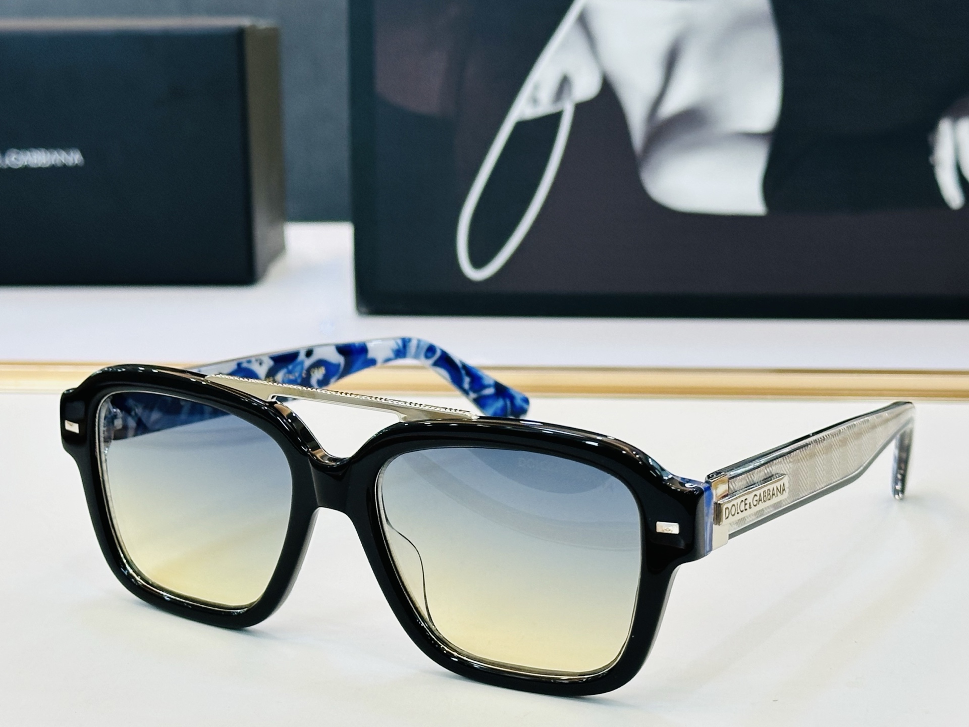 🆕 官网款 🔺DOLCE&GABBAN*🔻杜嘉班*纳新品 DG2214 Size：55口18-145 新颖独特众多颜色🔝