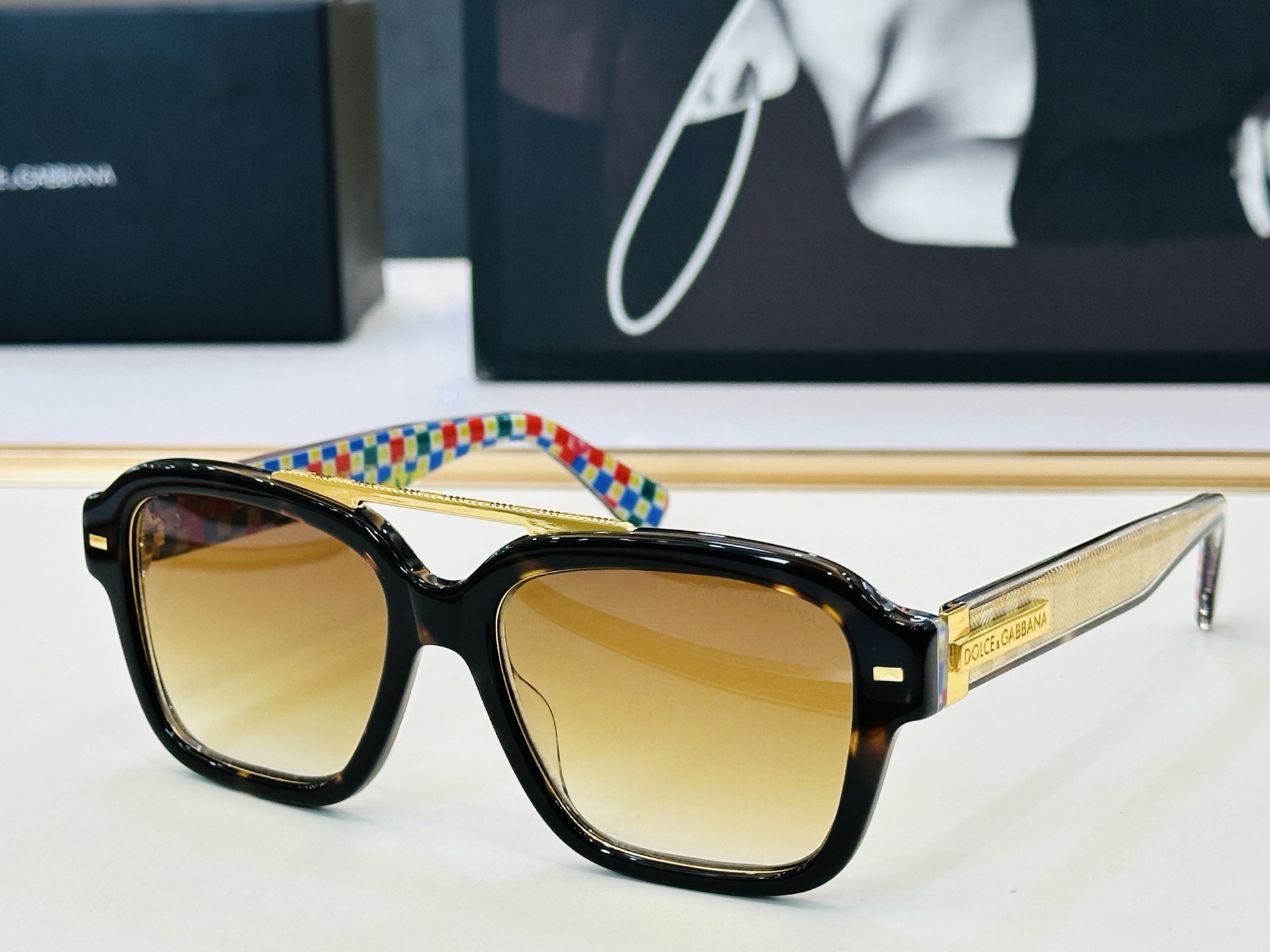 🆕 官网款 🔺DOLCE&GABBAN*🔻杜嘉班*纳新品 DG2214 Size：55口18-145 新颖独特众多颜色🔝