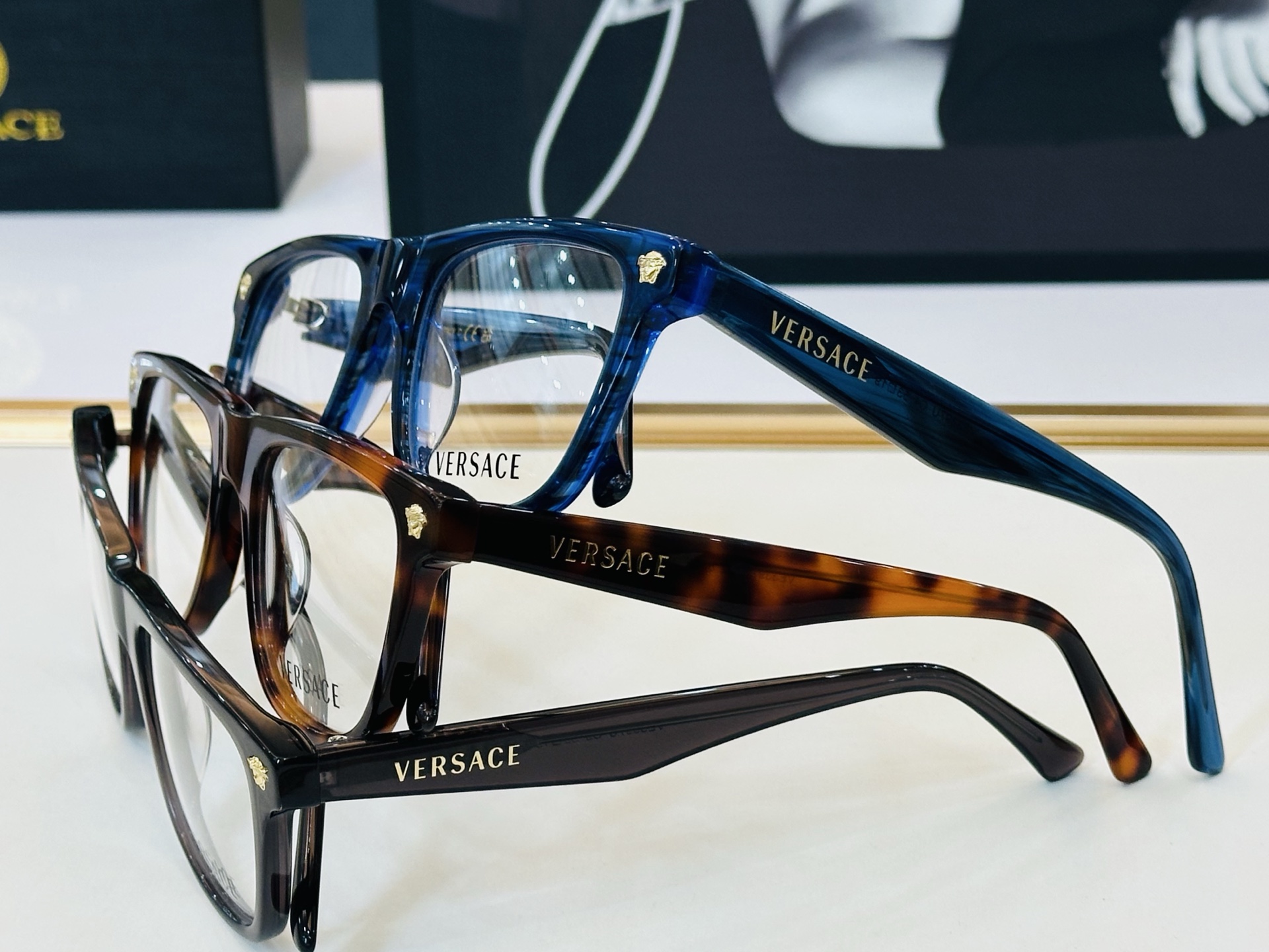 ‼️范思家 VE3397U 👍 Size ：53口19-145 绝对要买😎真心美的让人心动  品质非常完美 J配光架 