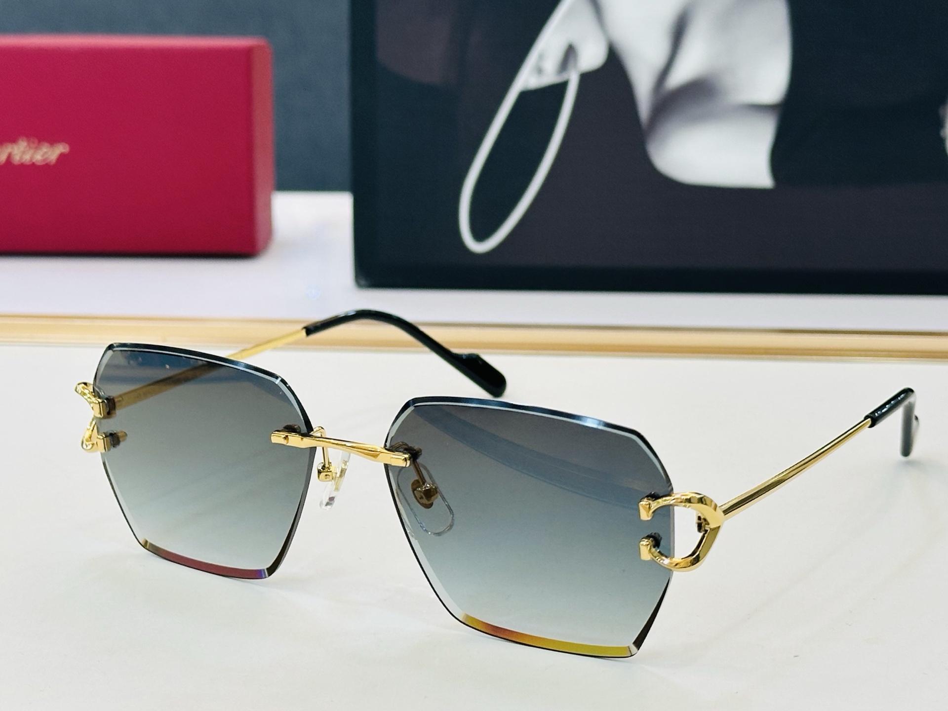 Cartie* 卡家 太阳镜 CT0466S Size：56口18-140 电镀工艺精湛气质十足！H男女同款 