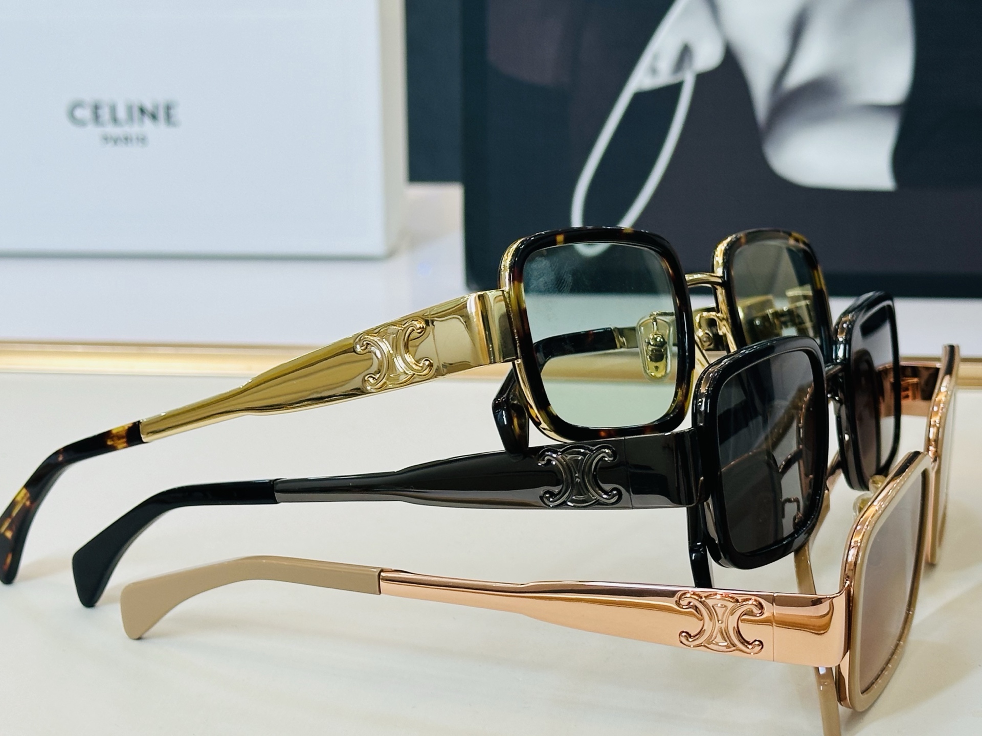 【CELINE】赛琳 CL40335 Size：50口23-145    一直热销的款式 欧美风 L光泽度好 质感强  