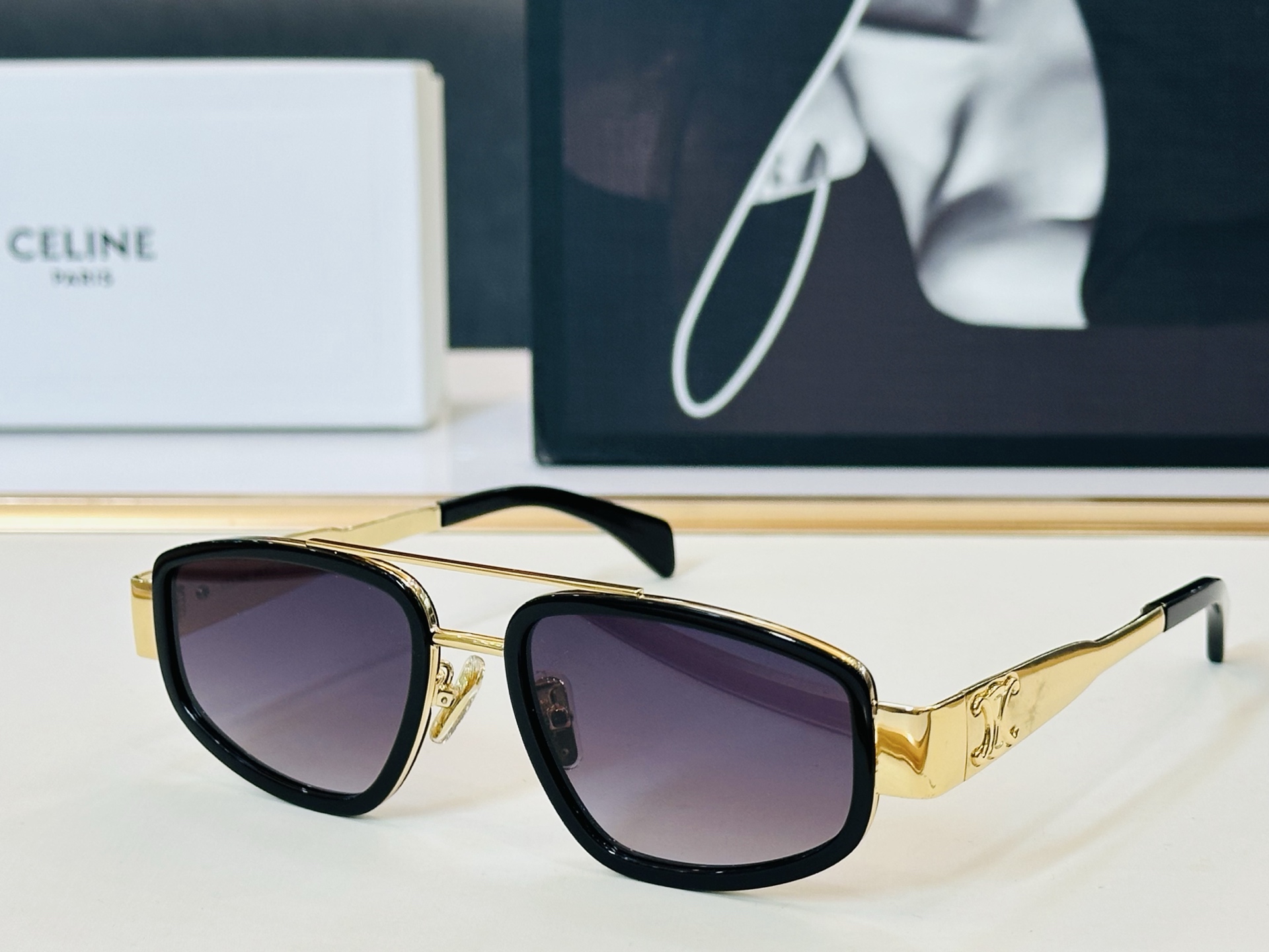 【CELINE】赛琳 CL40337F  Size：53口20-145    一直热销的款式 欧美风 L光泽度好 质感强