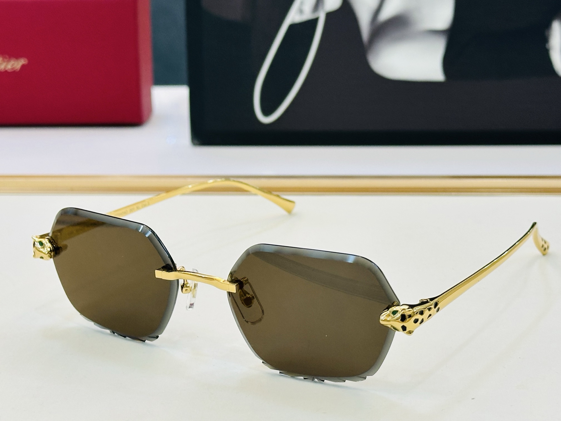 NO:952365,Cartie* Carjia sunglasses CT0434O Size 56 mouth 18-140, exquisite plating technology and full of temperament!  H unisex glasses, sunglasses, sunglasses, glasses, cartier19860909Cartie* 卡家 太阳镜 CT0434O Size56口18-140 电镀工艺精湛气质十足！H男女同款 眼镜墨镜太阳镜,眼镜,cartier,glasses