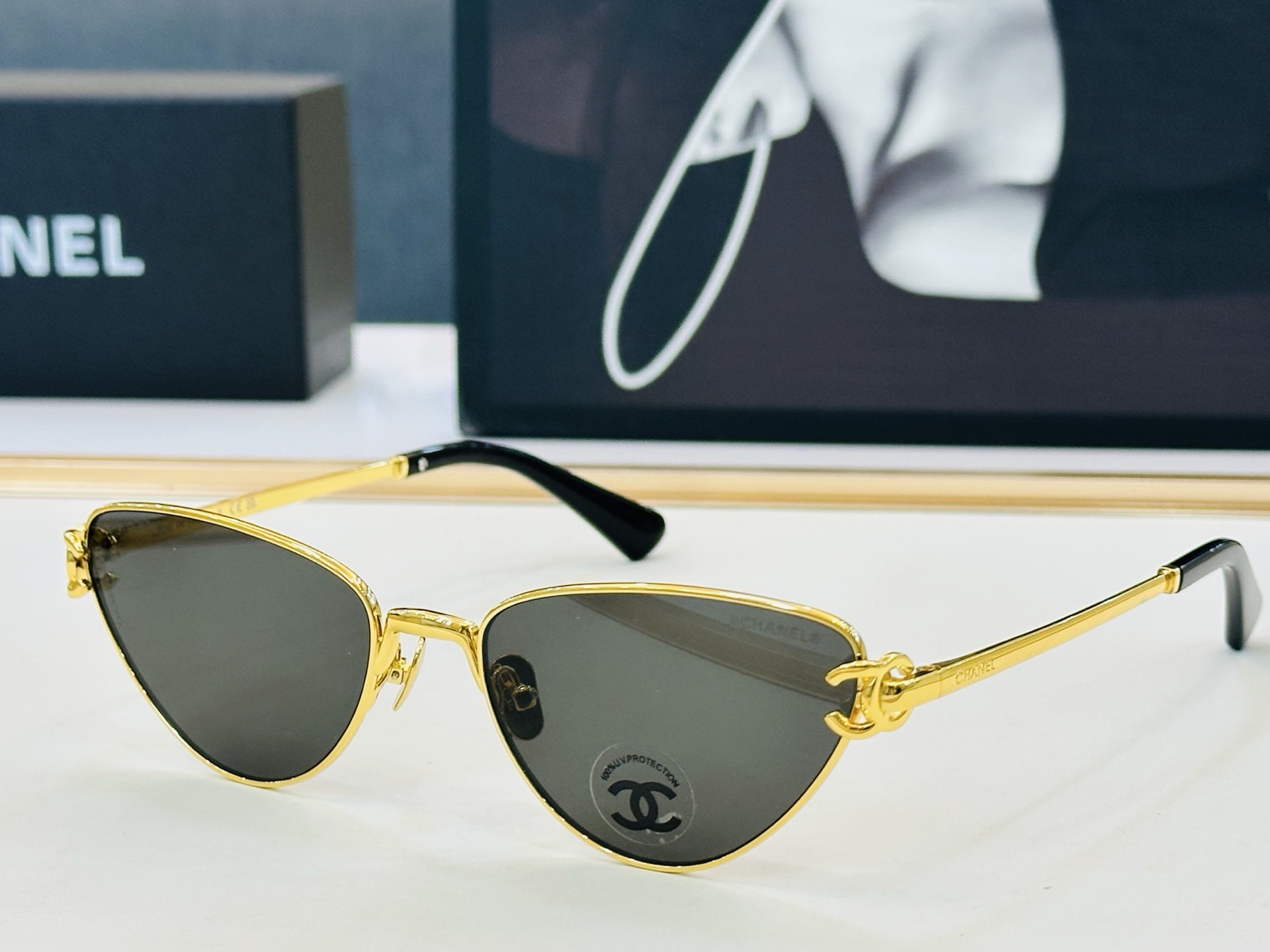 NO:952333,[CHANE*/香家] MODEL: CH2232 Size 55 mouth 15-140 Perfect quality A unique design Suitable for various face shapes glasses sunglasses sunglasses, glasses, chanel, chanel19860909【CHANE*/香家】MODEL: CH2232 Size55口15-140 完美品质 一独特设计 适合各种脸型眼镜墨镜太阳镜,眼镜,chanel,chanel,glasses