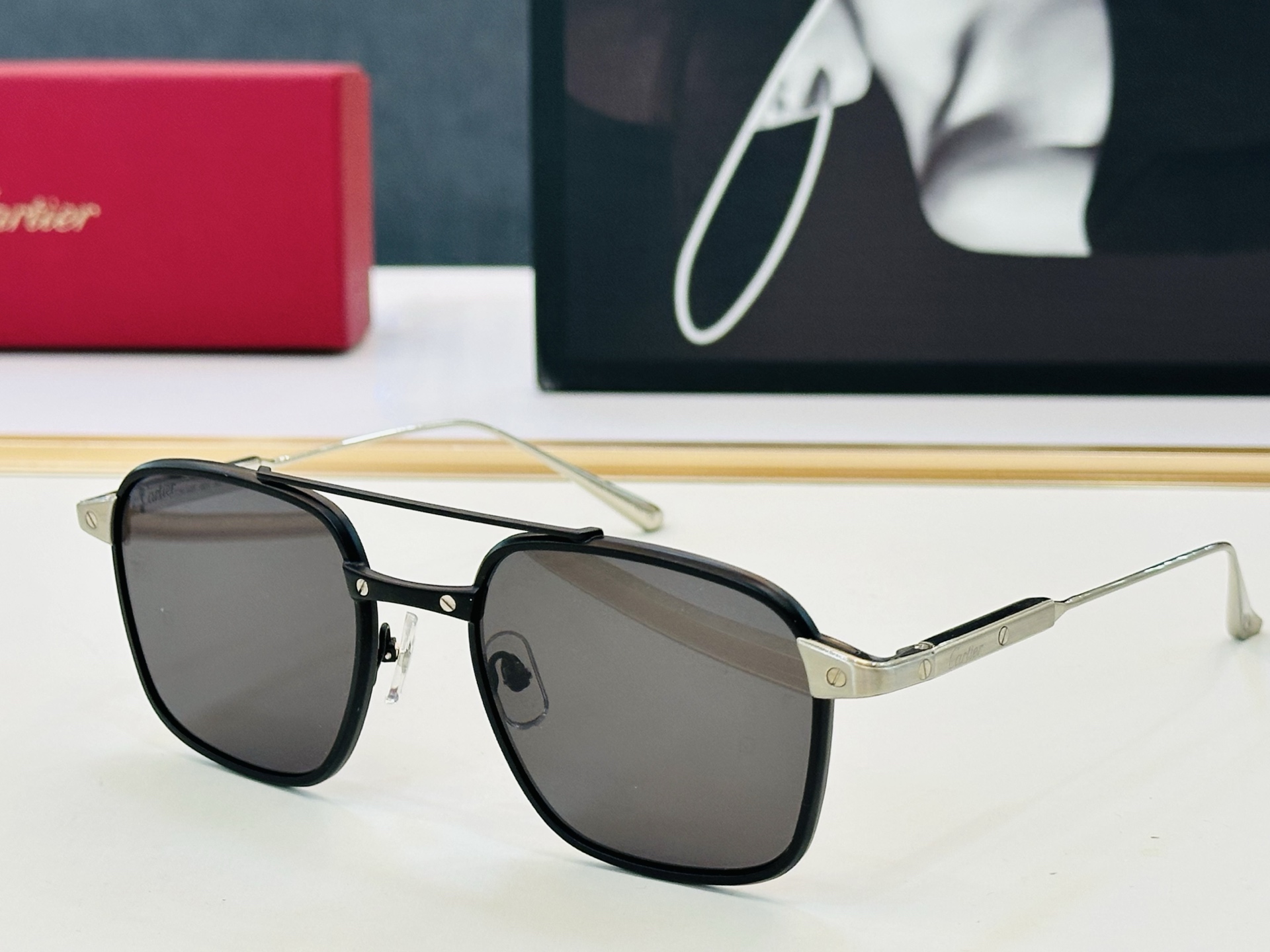 Cartie* 卡家 CT0610S 太阳镜 Size：54口21-145 工艺精湛气质十足！CC男女同款 高品质 