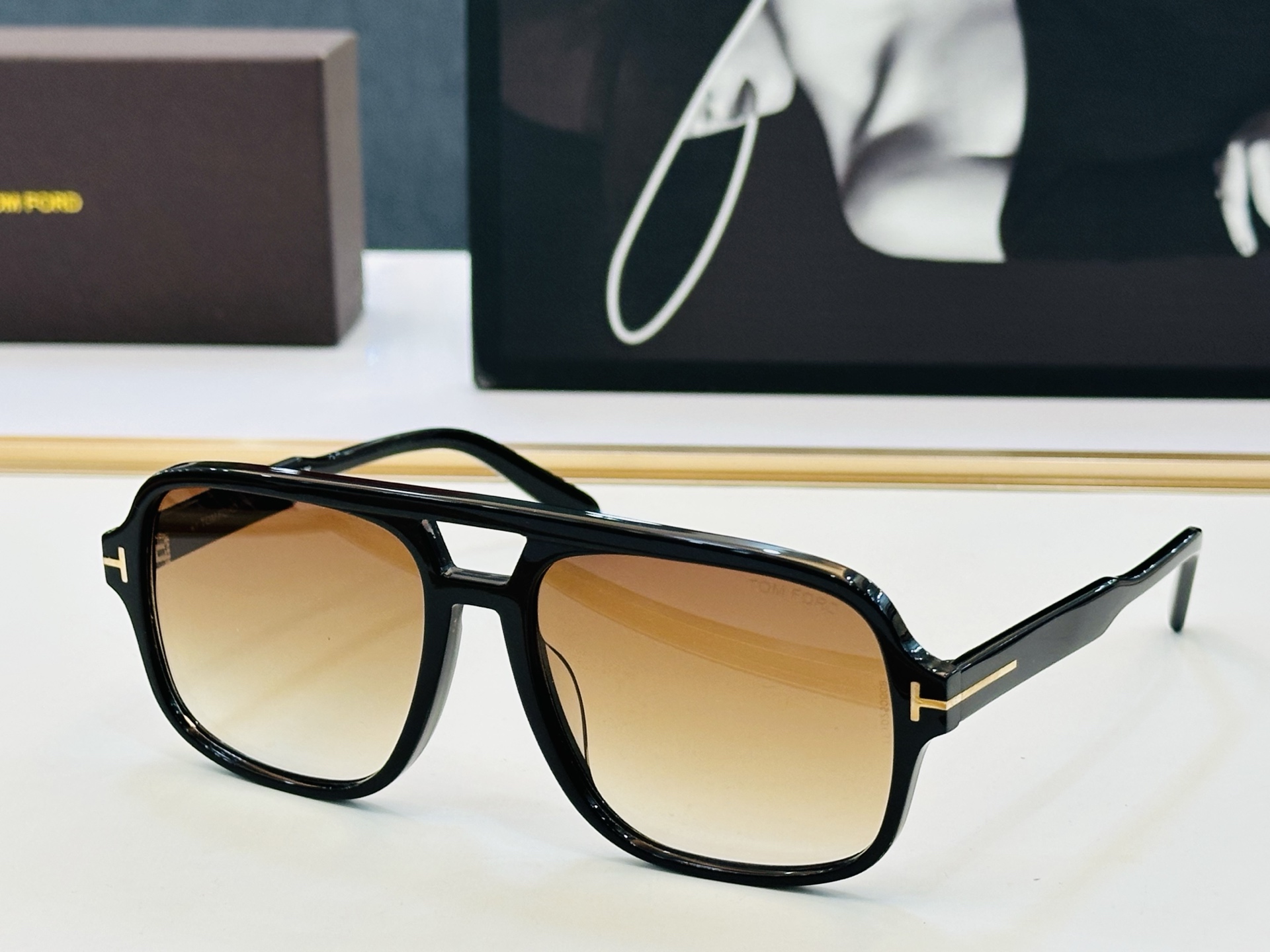 🔺TOM FOR*🔻 汤姆家 官网新款 TF884 Size：60口18-140 经典时尚 🔝🔝 B最流行片色😍 