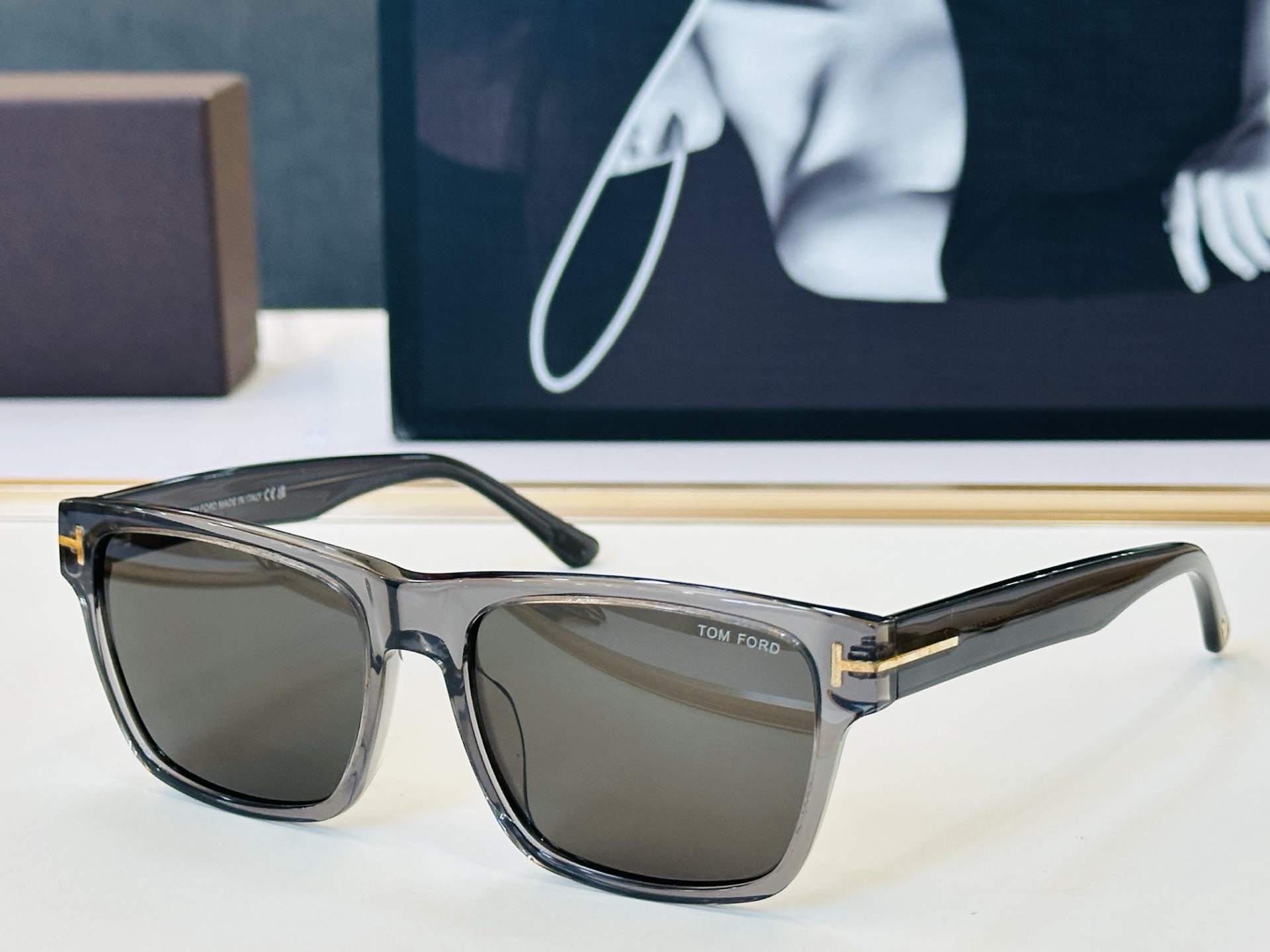 🔺TOM FOR*🔻 汤姆家 官网新款 FT1205 Size：55口17-145   经典时尚 🔝🔝L采用时下最流行片