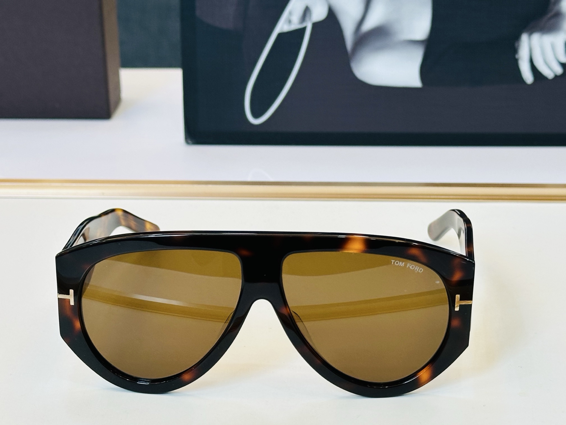 🆕款 TOM FORD🏇汤姆家 MODEL:FT1044 Size：60口13-145  🈷️😍时尚潮流 L太阳镜 
