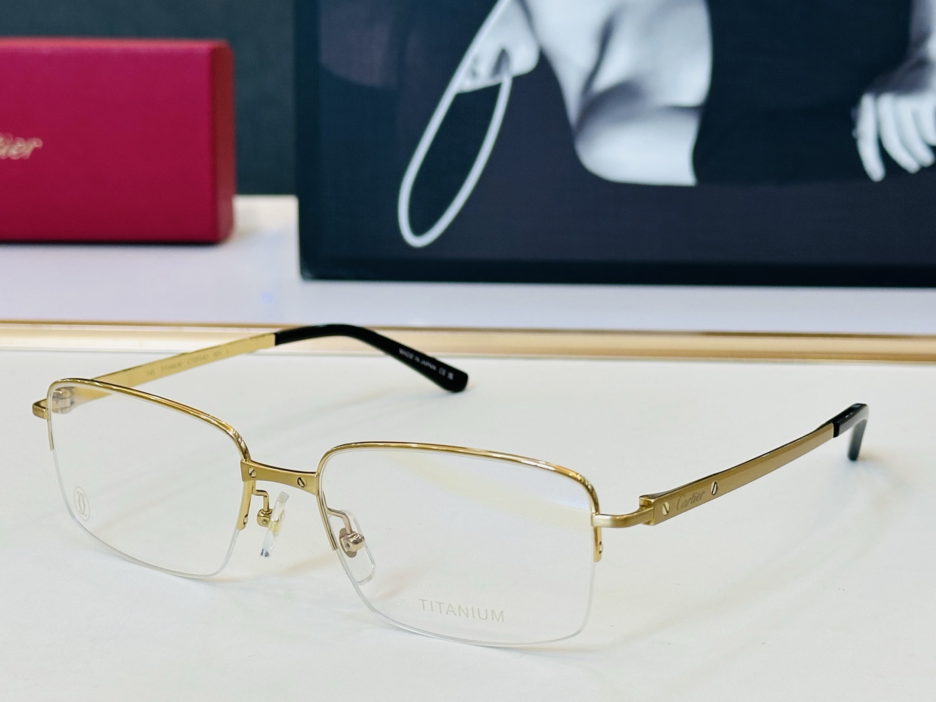 Cartier-卡家 ✨CT0554O Size：56口18-145 不挑脸型 简约大气 时尚休闲 钛架👌👃W框型简约 