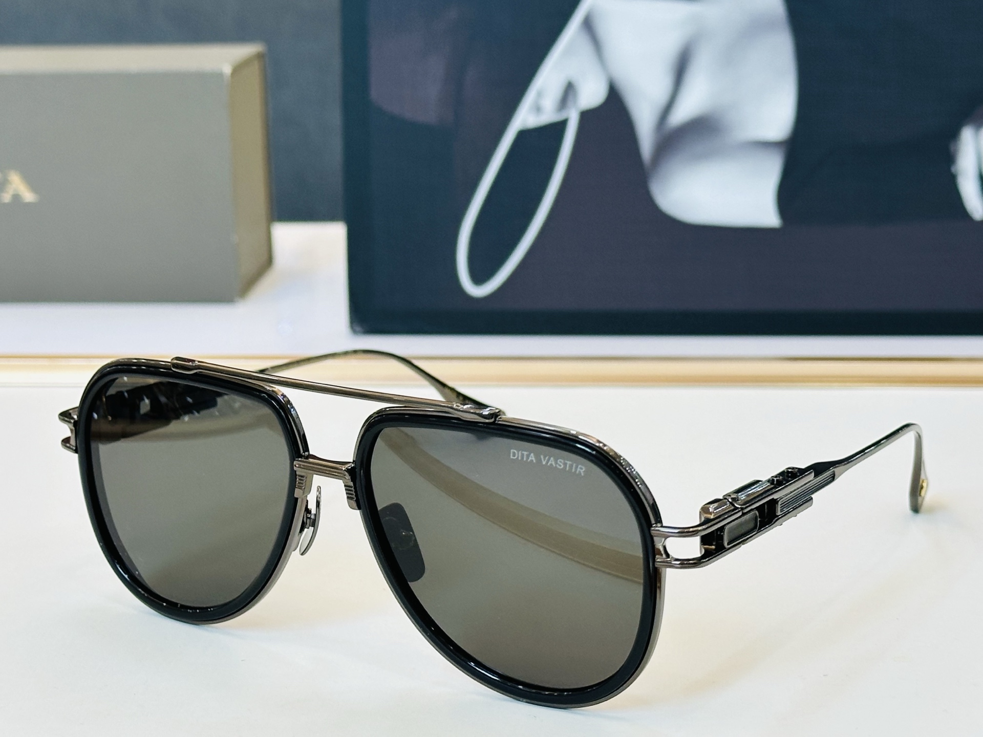 NO:953940,Official website model DlT* Dita DTS313 Size 57 mouth 17-137 Italy's latest original single goods [Deyi][Deyi] men's sunglasses, elegant bm super quality glasses, sunglasses, sunglasses, glasses19860909官网款 DlT* 迪塔 DTS313 Size57口17-137 意大利最新原单货 [得意][得意]男款太阳镜大气 bm超绝品质 眼镜墨镜太阳镜,眼镜,glasses