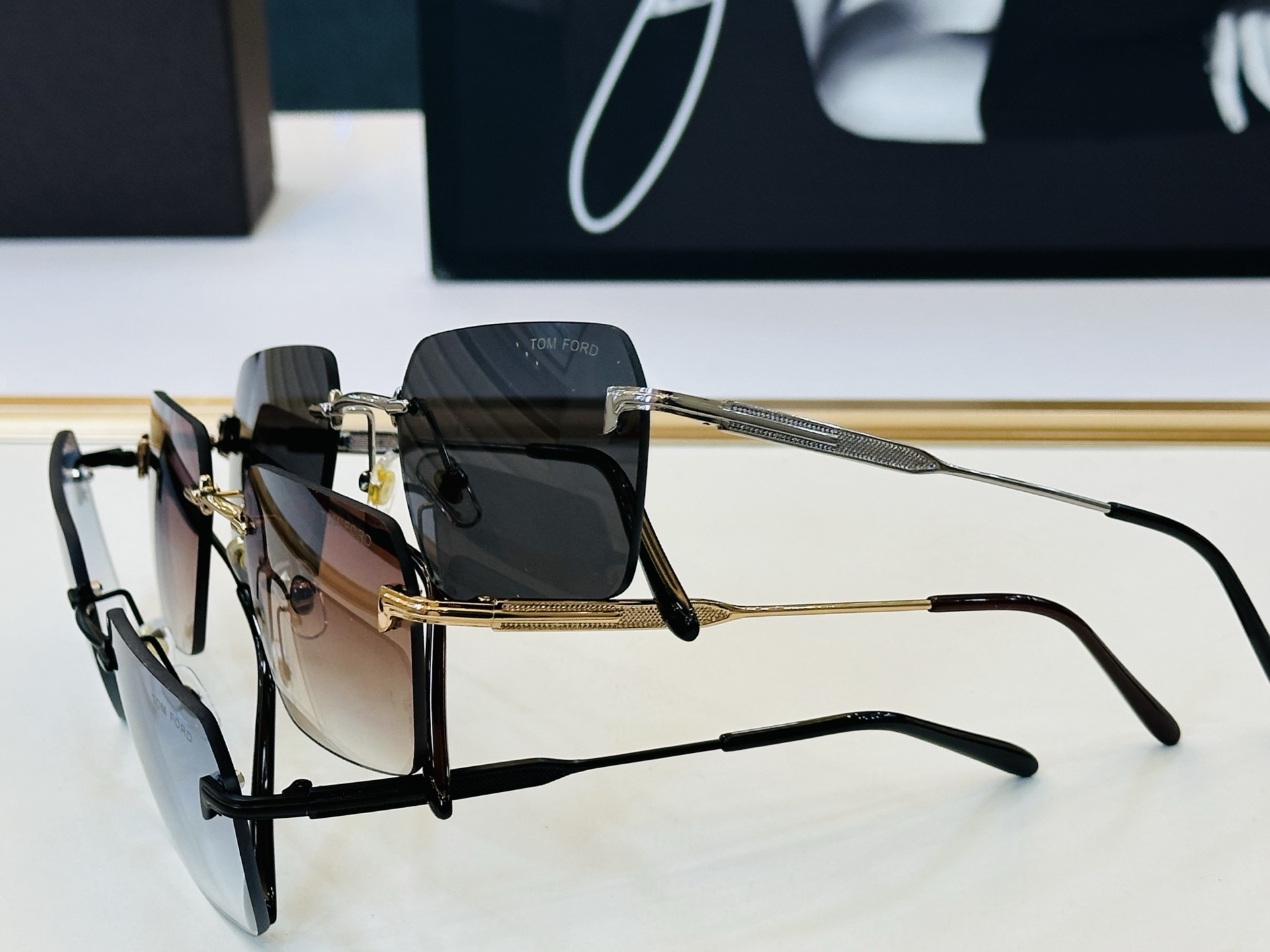 🎉TOM FOR*🎉汤姆家  Model: FT69336   Size：56口18-140  时尚框 板材👓 YE时尚
