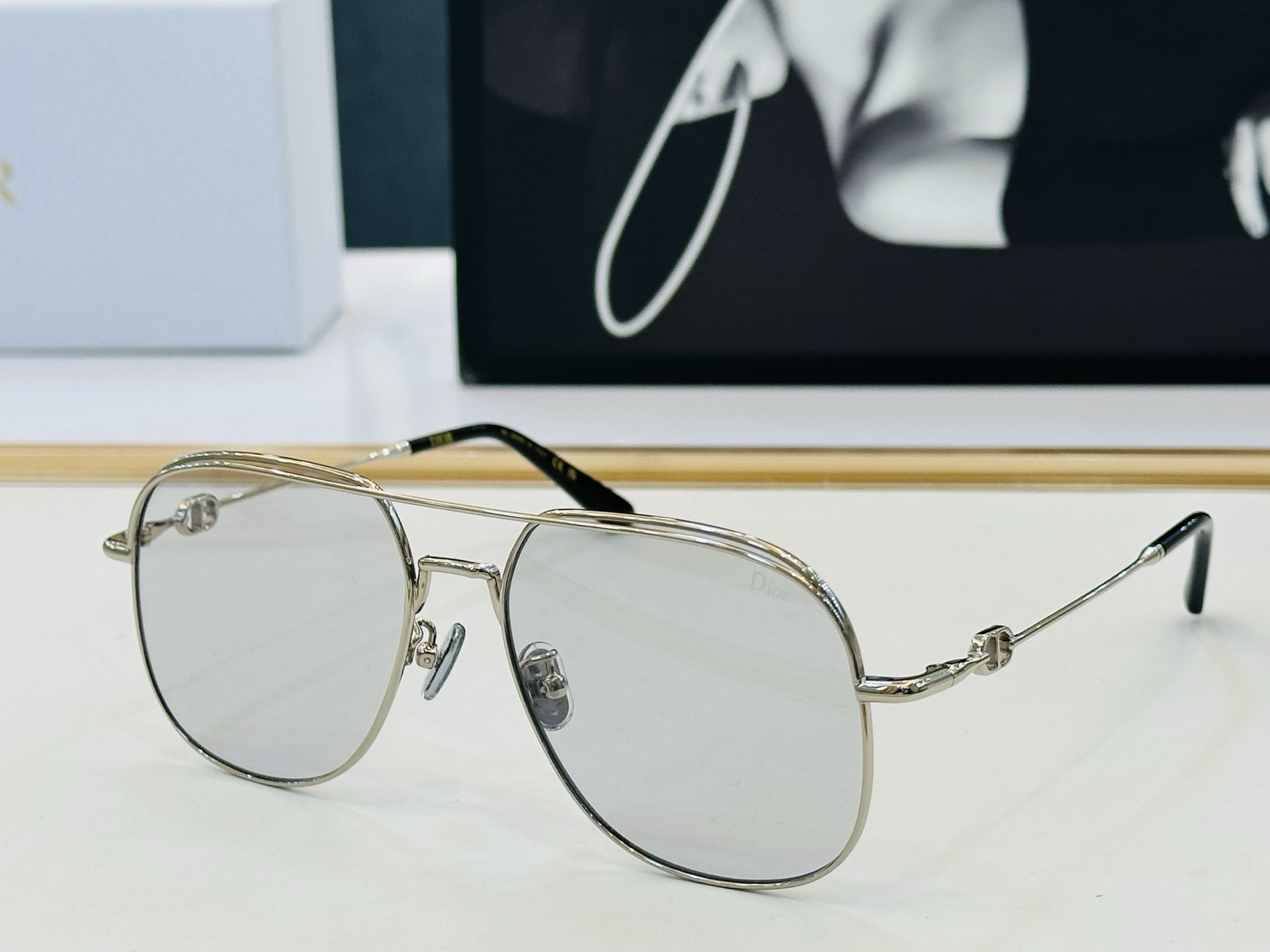 🔻🔻🔻DIO* 迪家 A1U Size：56口16-140 春夏款墨镜 😎🔆 FD搭配镜腿精致 质量上佳 