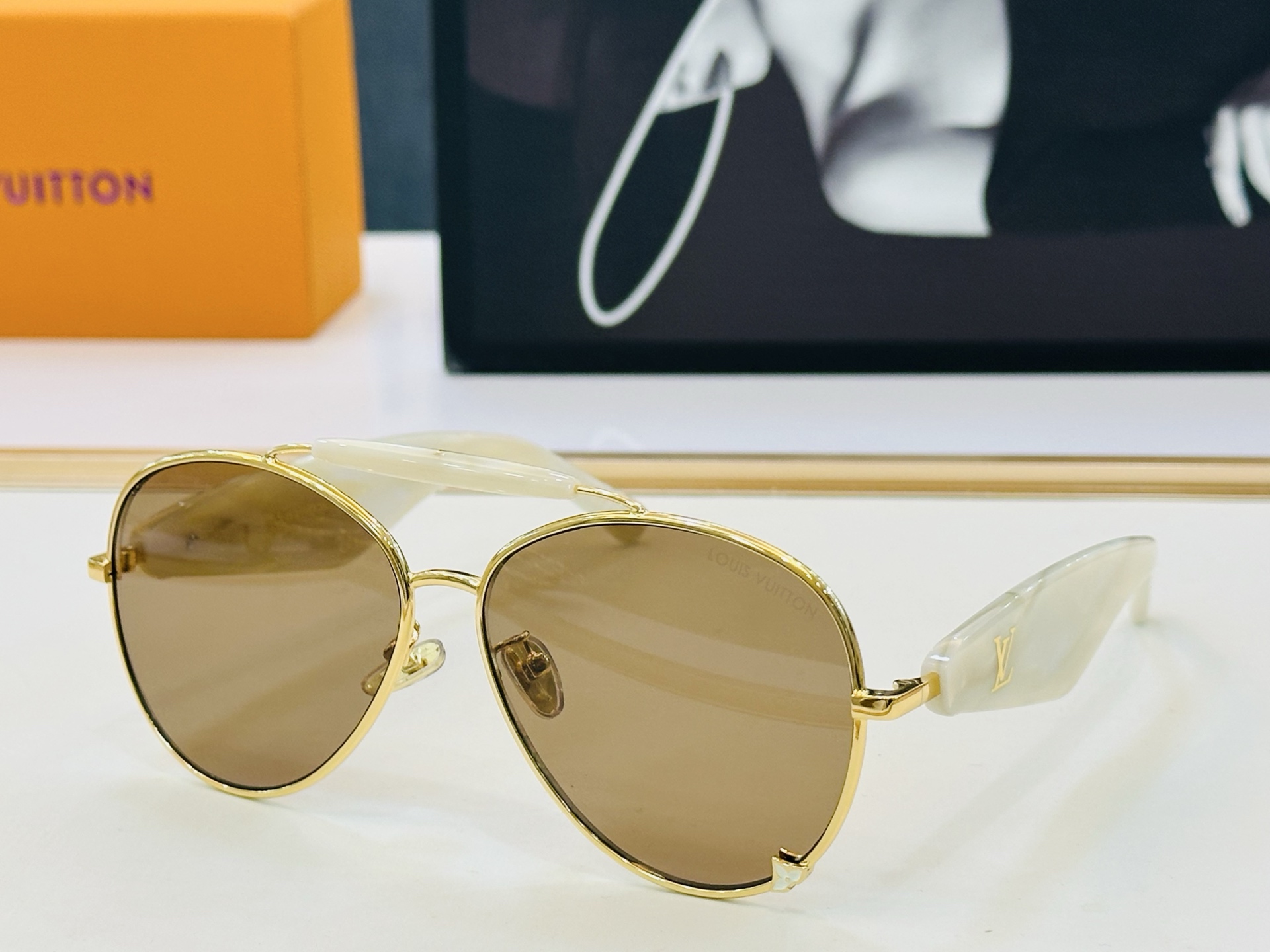 路易家 🎩Z3462U Size：59口23-140   充满活力的 展现独特个性🌟展现大气的你 C高品质 👍👍 