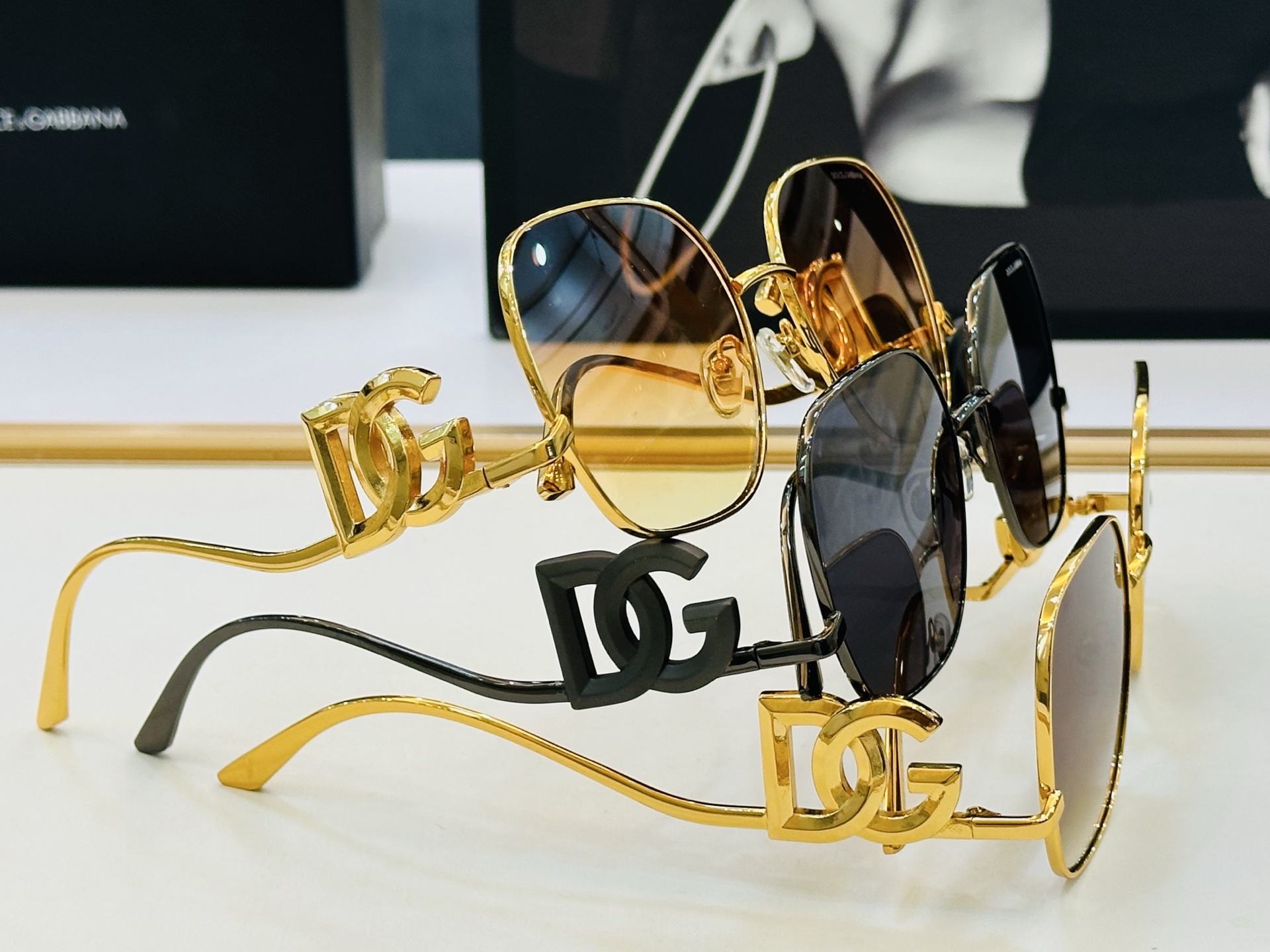 DOLCE&GABBANA* 杜家 DG1497LB Size：58口18-138 质量杠杠的 👍喜欢的快下手 D质感强