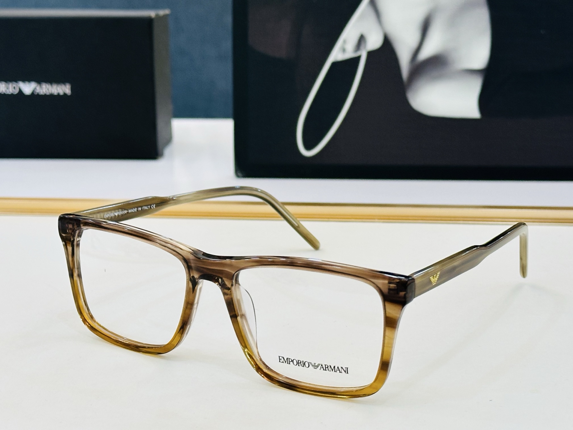 新款 EMPORIO ARMAN* 阿马家 EA3257 Size：55口18-145 时尚超轻 👍👍😎L配光架 