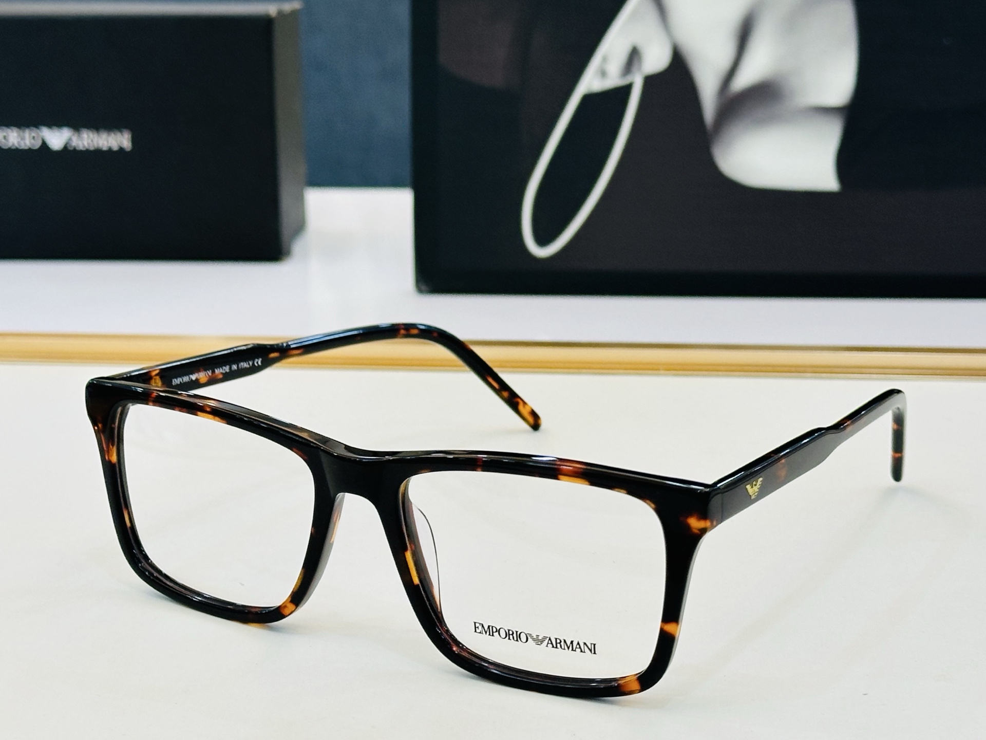 新款 EMPORIO ARMAN* 阿马家 EA3257 Size：55口18-145 时尚超轻 👍👍😎L配光架 