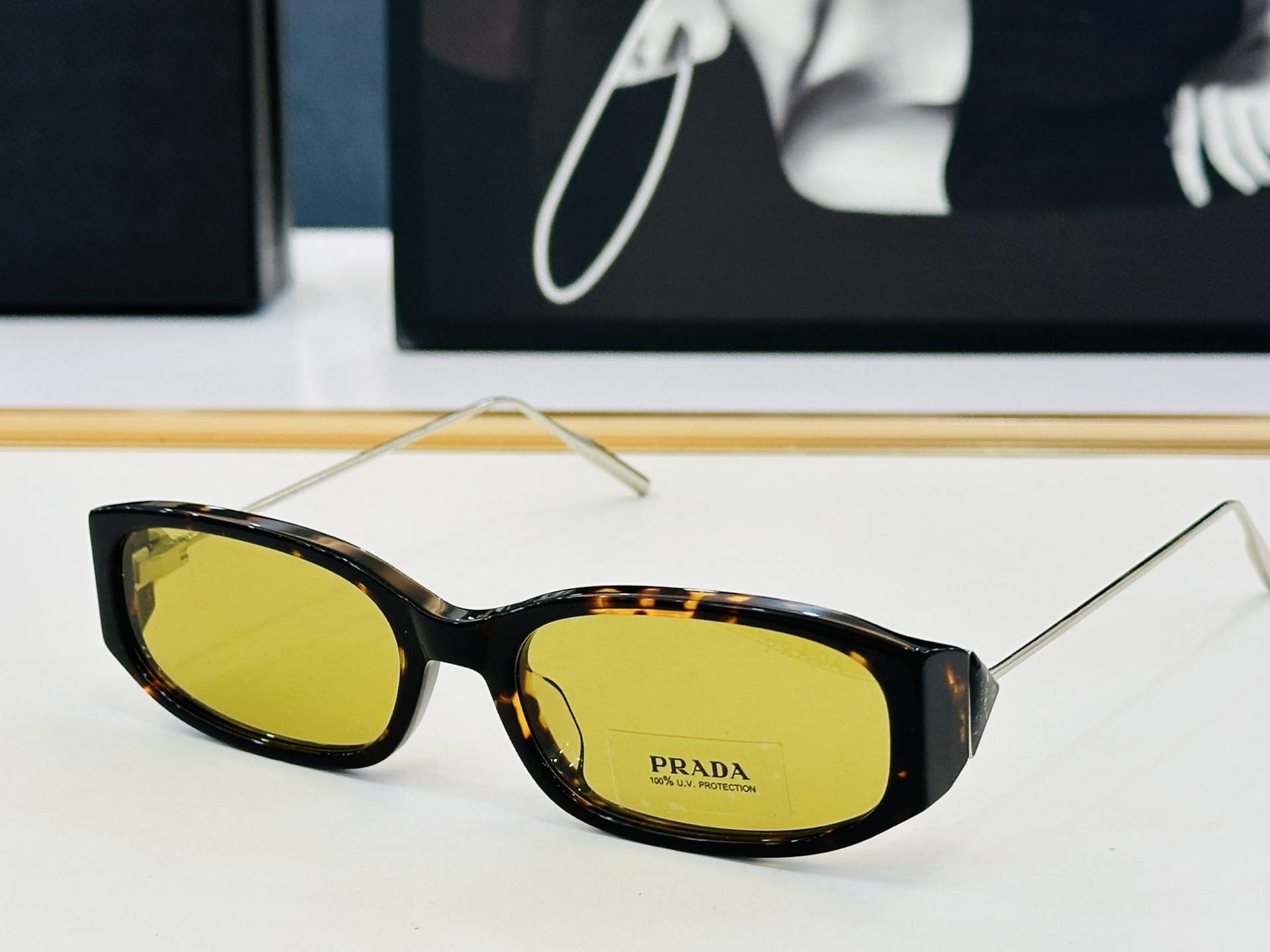 🔺PRAD*🔻普家 PR D25S Size：54口17-135    眼镜系列堪称精湛制作 彰显独特个 一最新推出火爆