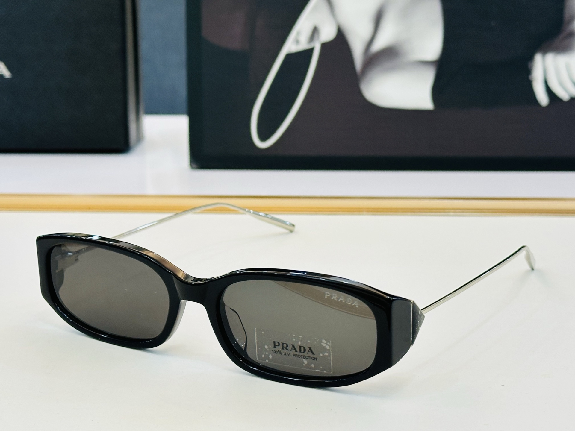 🔺PRAD*🔻普家 PR D25S Size：54口17-135    眼镜系列堪称精湛制作 彰显独特个 一最新推出火爆