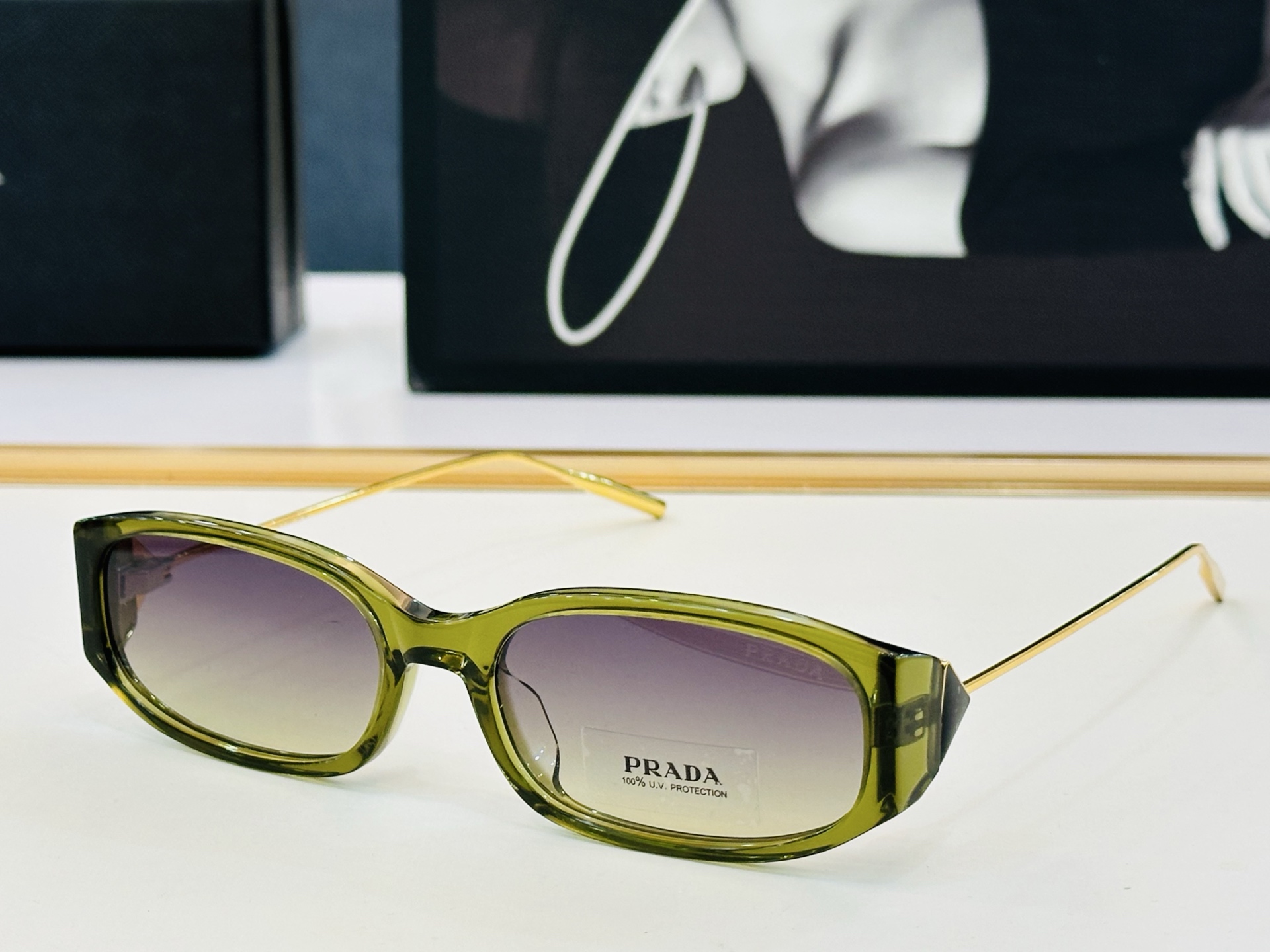 🔺PRAD*🔻普家 PR D25S Size：54口17-135    眼镜系列堪称精湛制作 彰显独特个 一最新推出火爆
