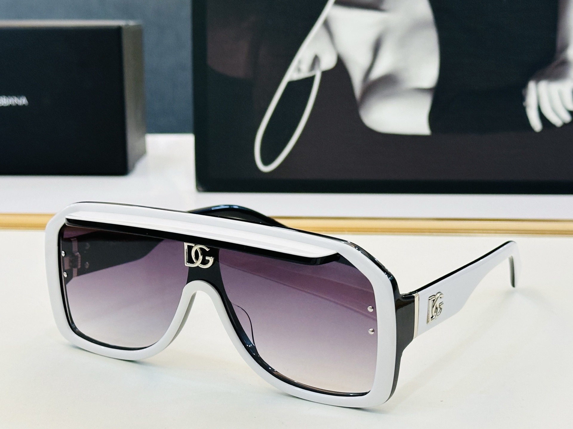DOLCE&GABBANA* 杜家 DG6205 Size：63口11-145 质量杠杠的 👍喜欢的快下手 b质感强  