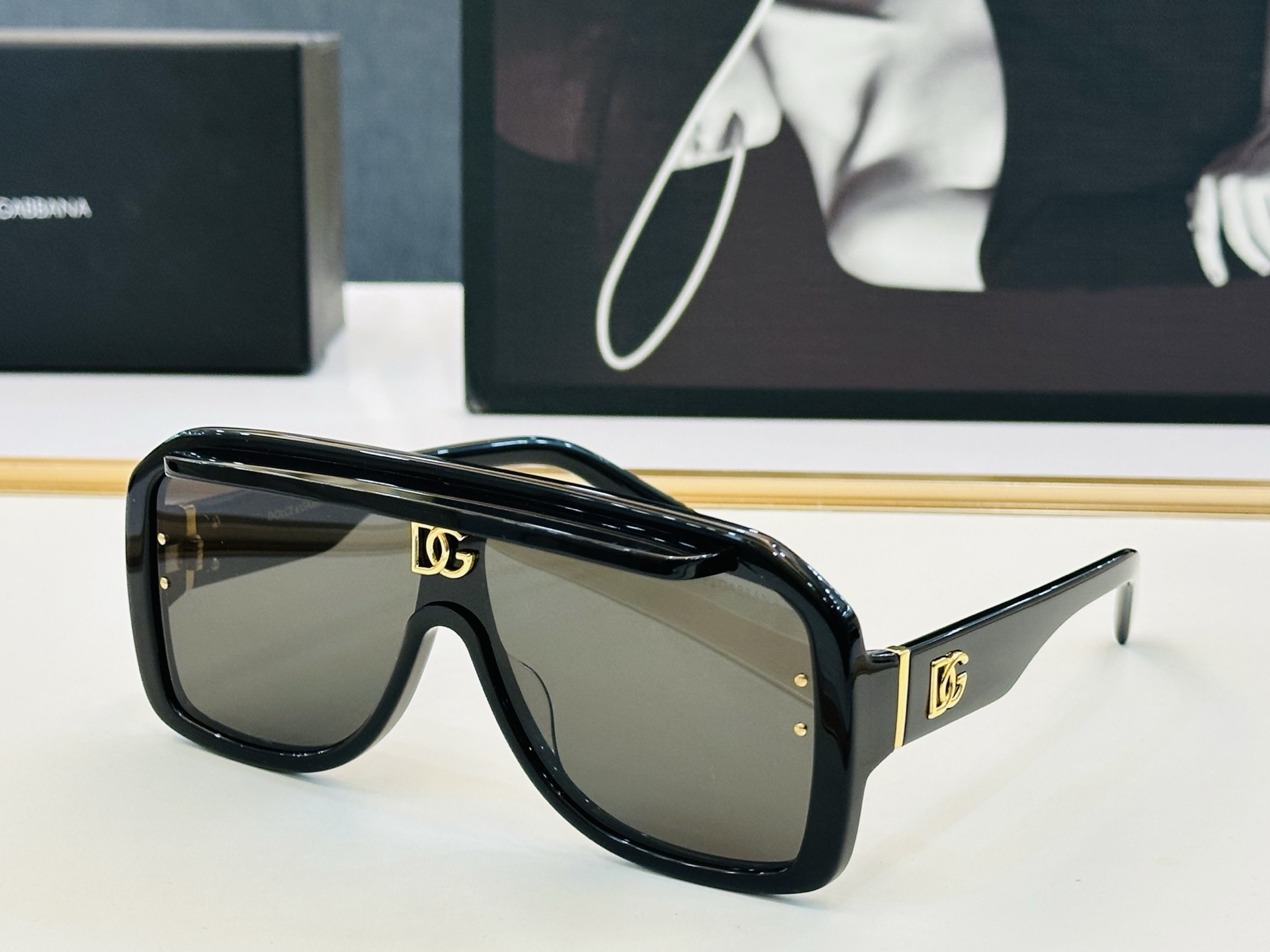 DOLCE&GABBANA* 杜家 DG6205 Size：63口11-145 质量杠杠的 👍喜欢的快下手 b质感强  