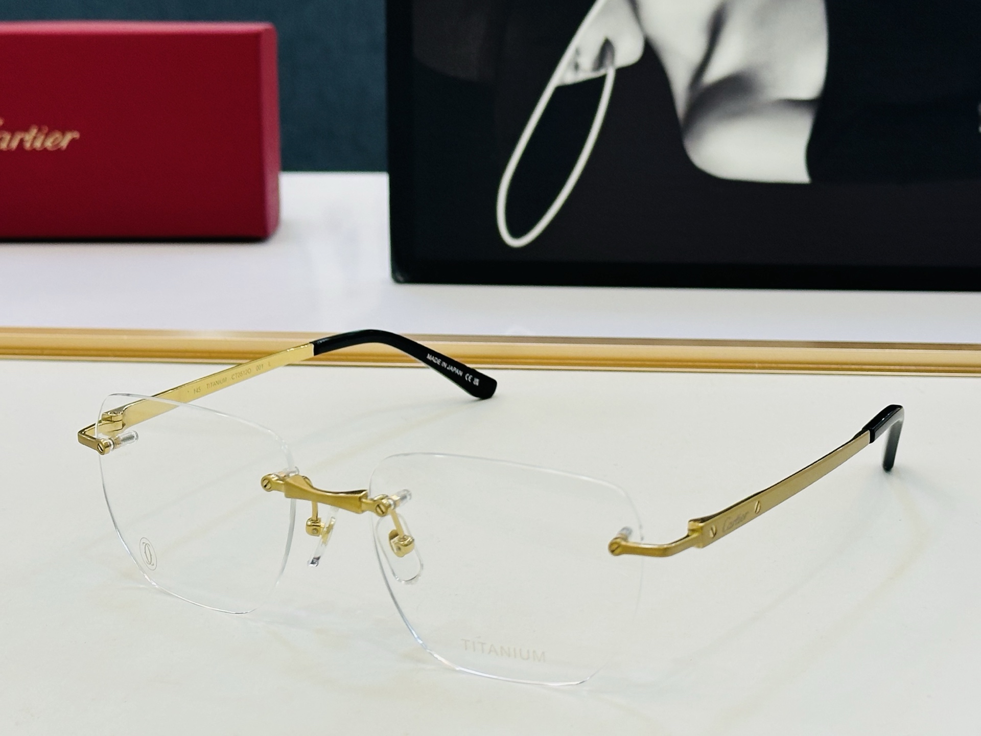 Cartier-卡家 ✨CT0512O Size：57口17-145 不挑脸型 简约大气 时尚休闲 钛架👌👃W框型简约 