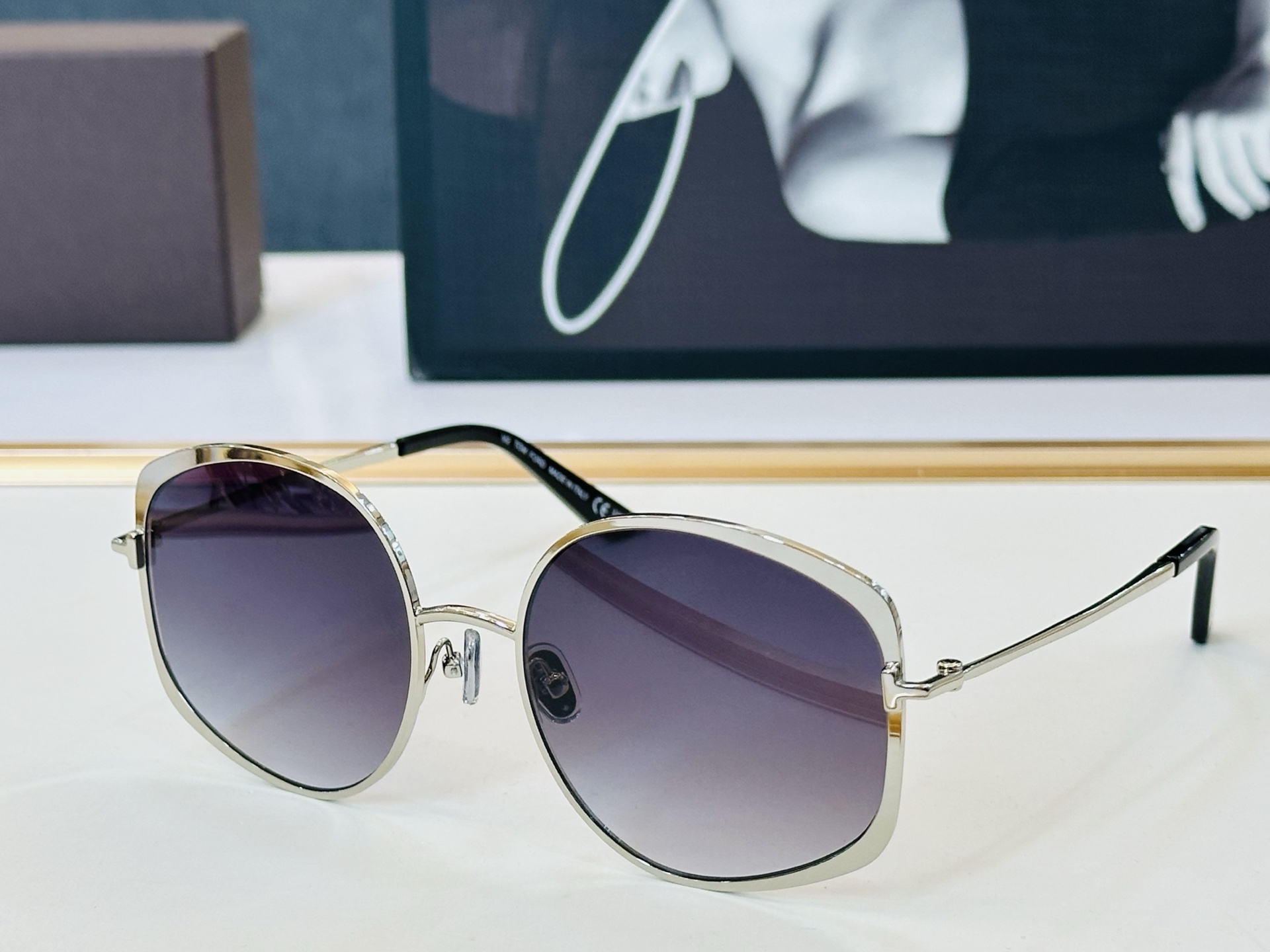🆕款 TOM FORD🏇汤姆家 MODEL:TF1349 size：58口19-140 🈷️😍时尚潮流 FD超轻 太阳镜