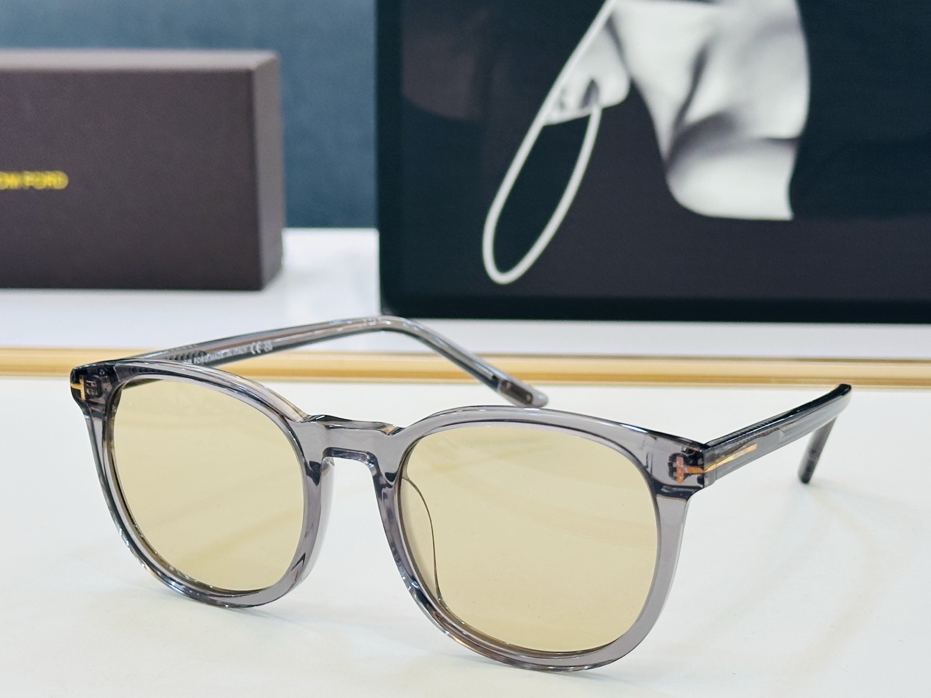🆕款 TOM FORD🏇汤姆家 MODEL:FT0858-N size：53口20-145  🈷️😍时尚潮流 C超轻 太
