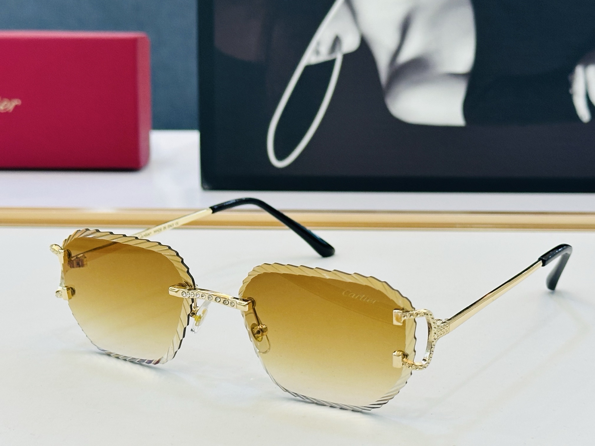 🆕 原版Cartie* 卡家 经典款太阳镜 CA0563S Size：55口15-145 电镀工艺精湛大牌品 YE戴起来
