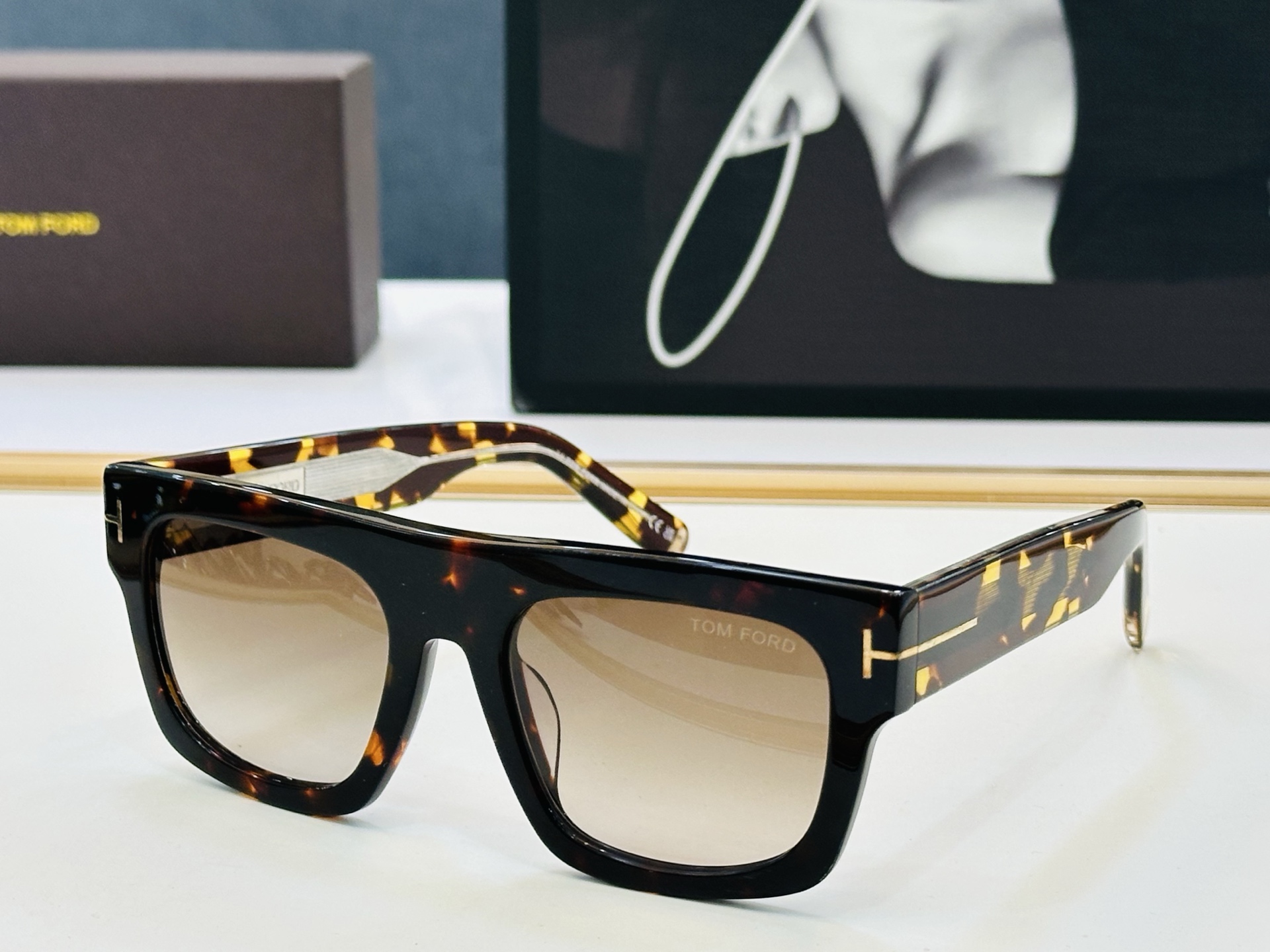 🎉TOM FOR*🎉汤姆家  Model: T10023 Size：53口20-145   时尚框 板材太阳镜👓 一比一