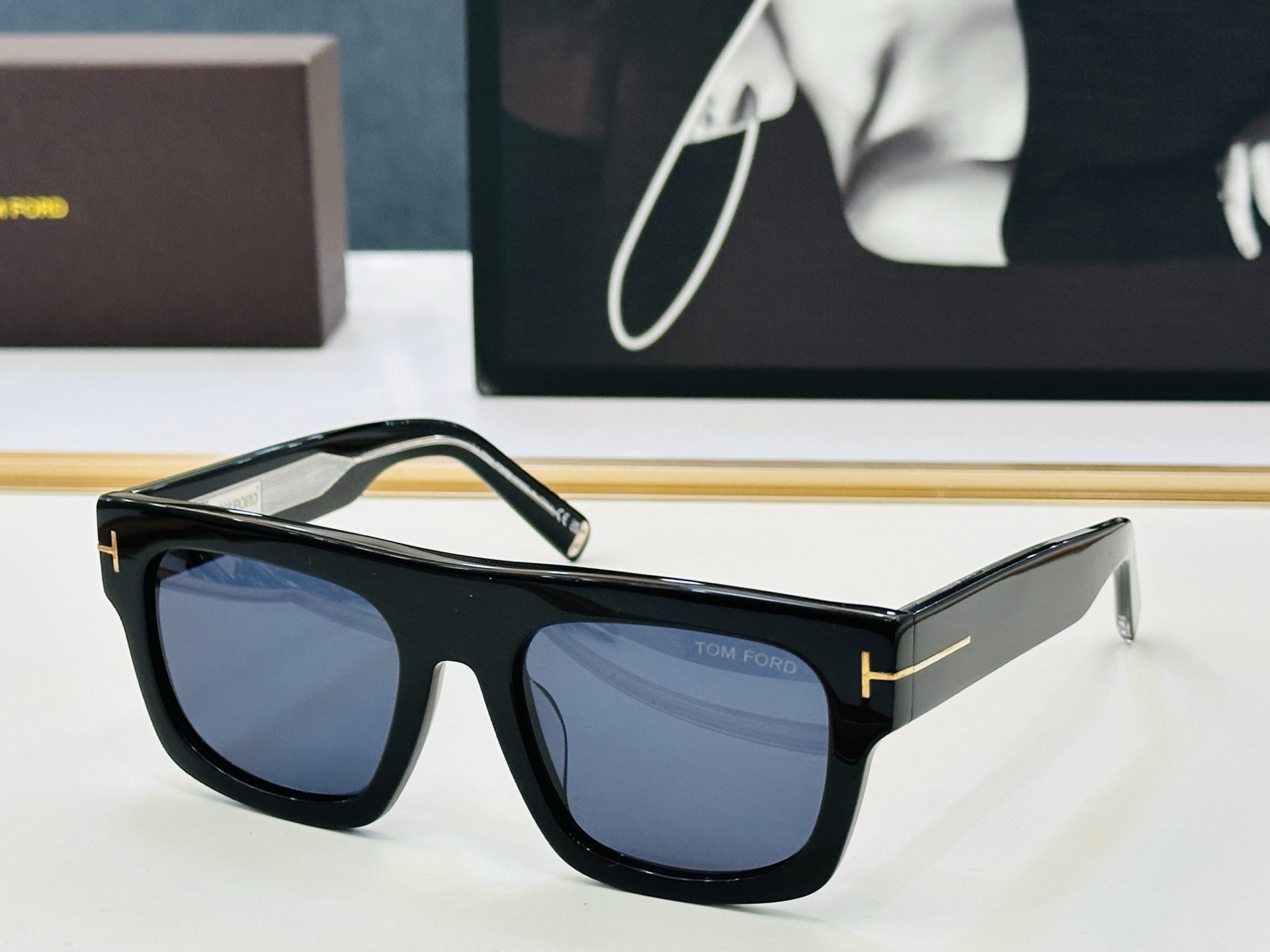 🎉TOM FOR*🎉汤姆家  Model: T10023 Size：53口20-145   时尚框 板材太阳镜👓 一比一