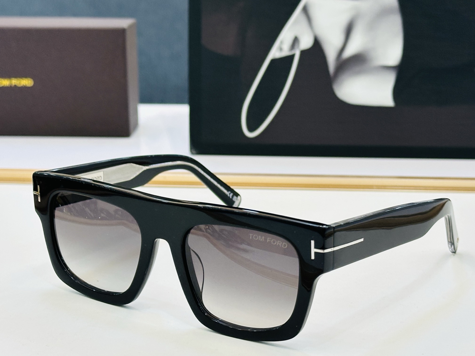 🎉TOM FOR*🎉汤姆家  Model: T10023 Size：53口20-145   时尚框 板材太阳镜👓 一比一