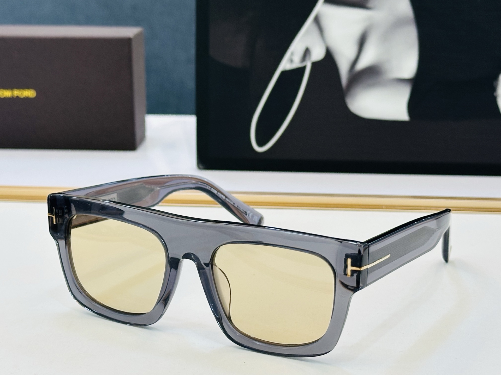 🎉TOM FOR*🎉汤姆家  Model: T10023 Size：53口20-145   时尚框 板材太阳镜👓 一比一