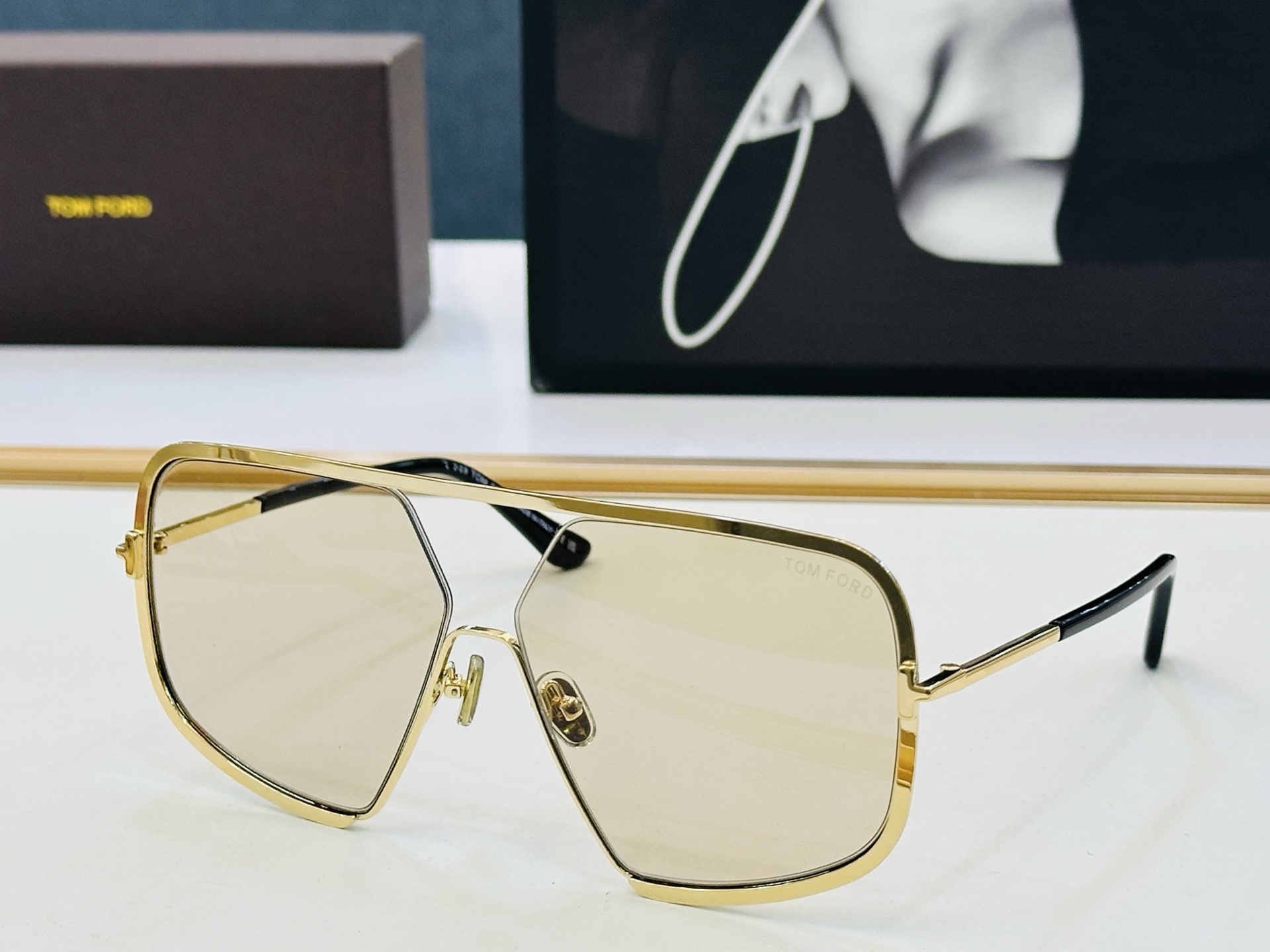 🆕款 TOM FORD🏇汤姆家 MODEL:TF867  size：63口12-135  🈷️😍时尚潮流 FD超轻 太阳