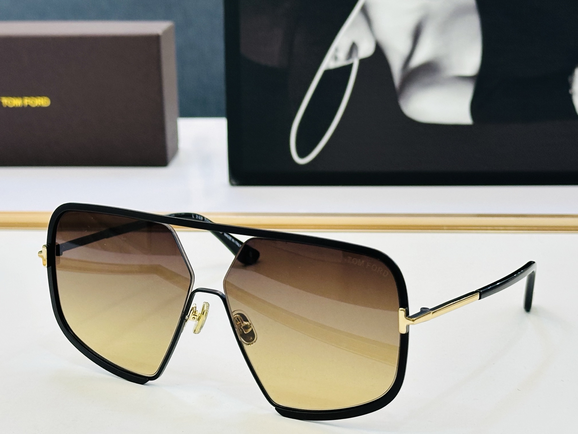 🆕款 TOM FORD🏇汤姆家 MODEL:TF867  size：63口12-135  🈷️😍时尚潮流 FD超轻 太阳
