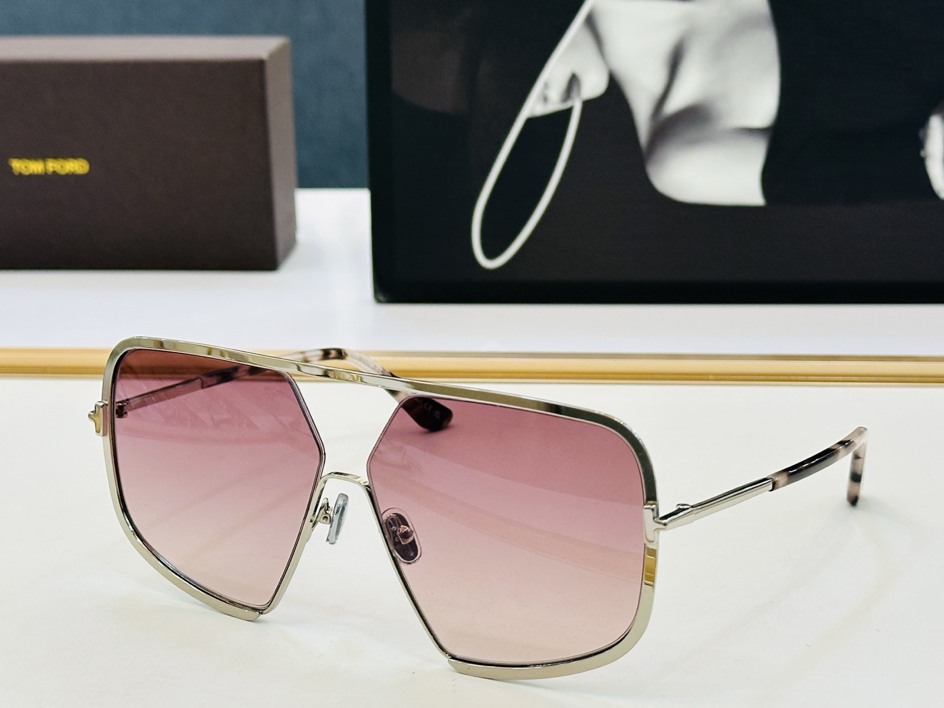 🆕款 TOM FORD🏇汤姆家 MODEL:TF867  size：63口12-135  🈷️😍时尚潮流 FD超轻 太阳