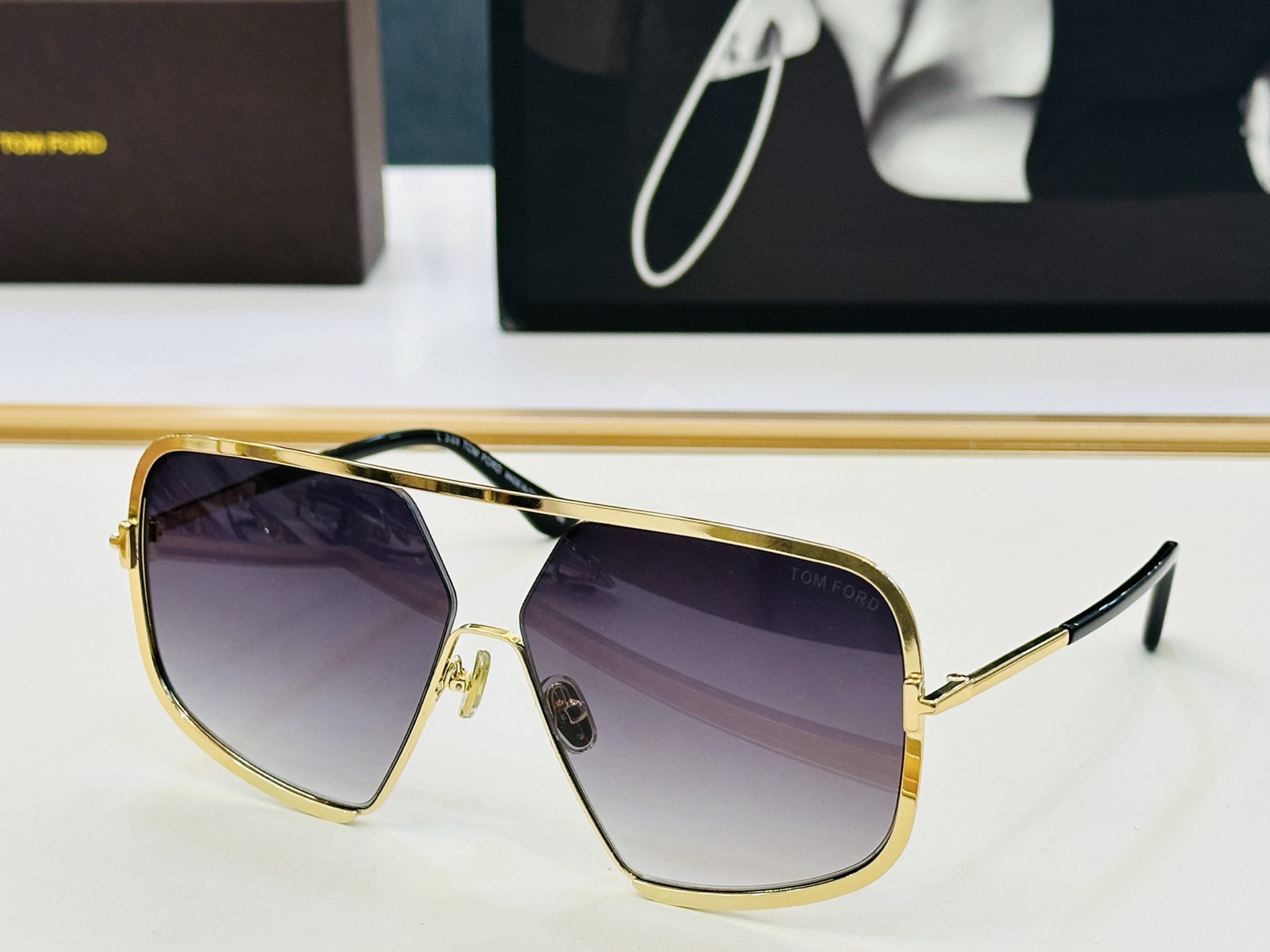 🆕款 TOM FORD🏇汤姆家 MODEL:TF867  size：63口12-135  🈷️😍时尚潮流 FD超轻 太阳