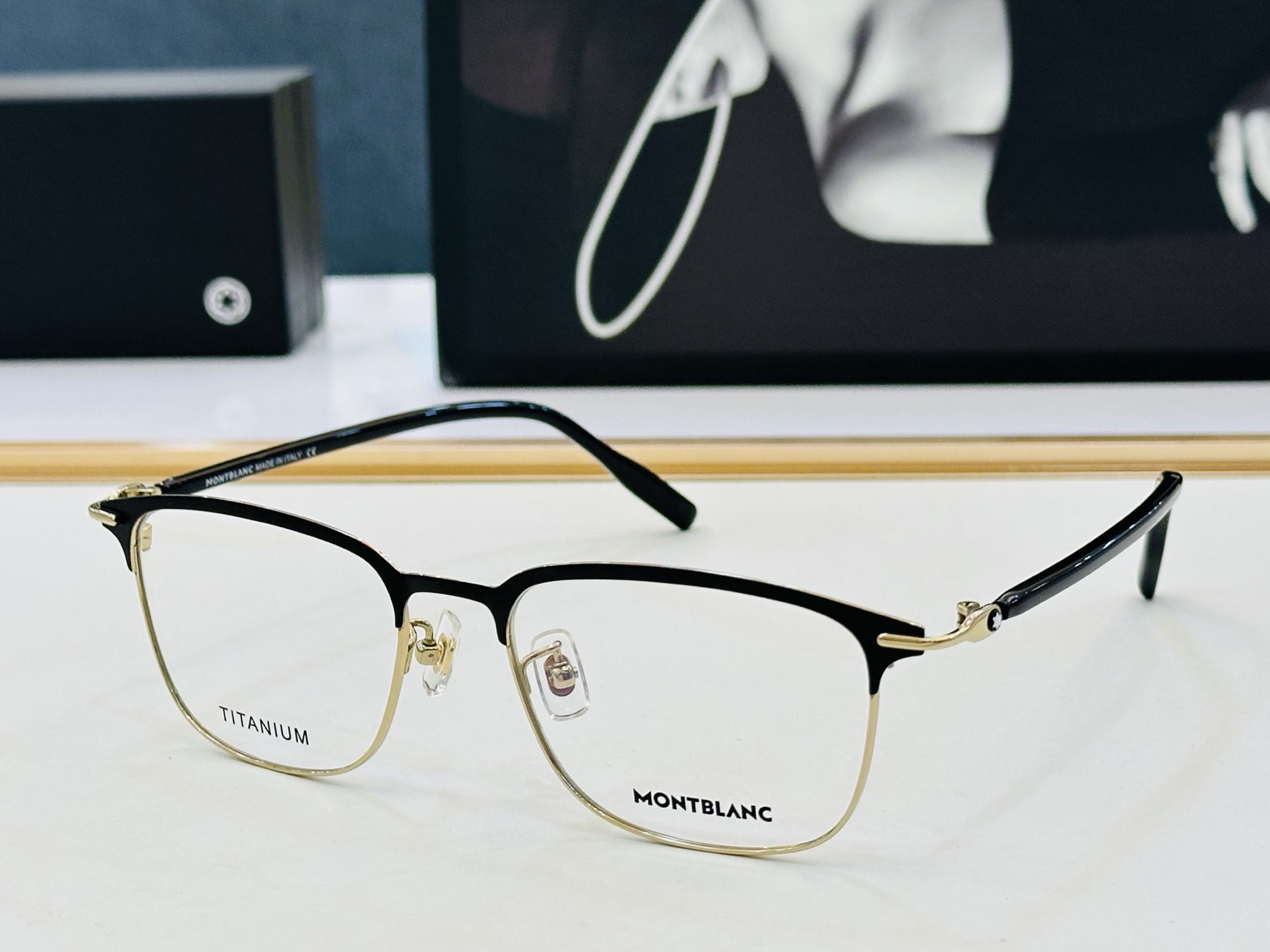 官网新品 MONTBLANC 万宝龙 MB0490OA Size：54口18-145   做工精良 👍👍W 完美电镀 配